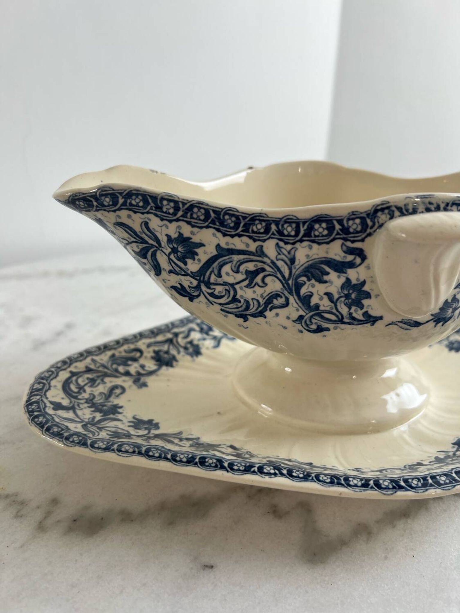 Saucière gien guirlandes 1937 terre de fer