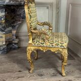 Remarkable small armchair in carved and gilded wood, Venice, early 18th century