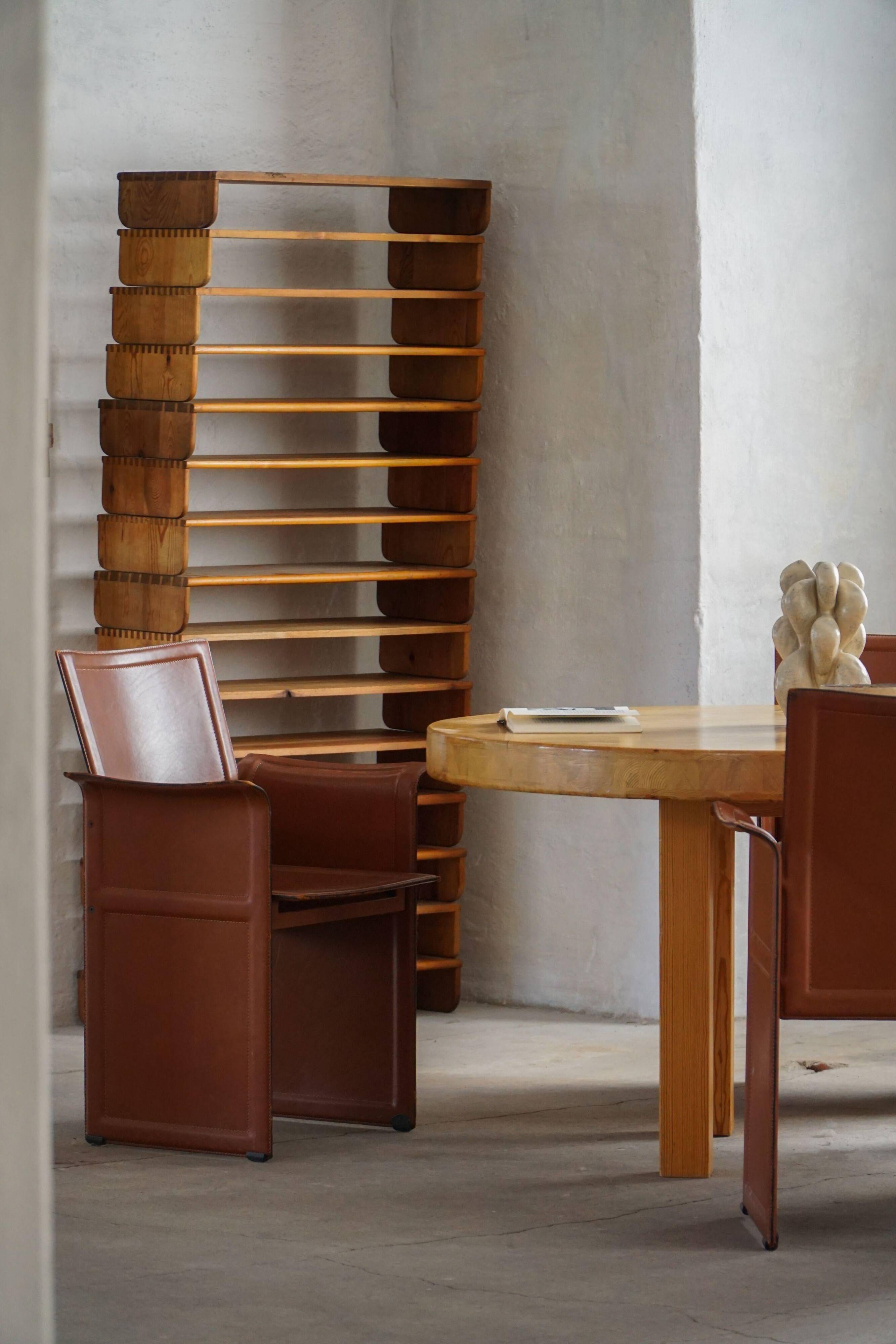 Ensemble de 4 fauteuils en cuir marron/rouge, Tito Agnoli, moderne italien, années 1970