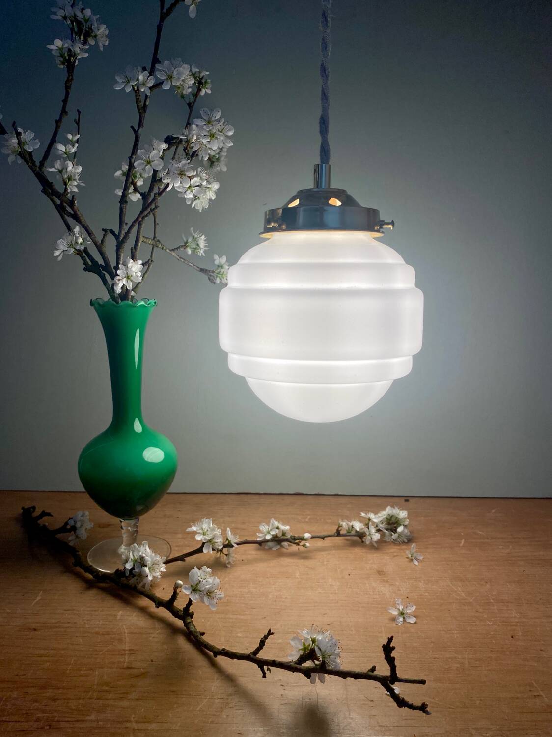 Vintage globe pendant light in white opaline