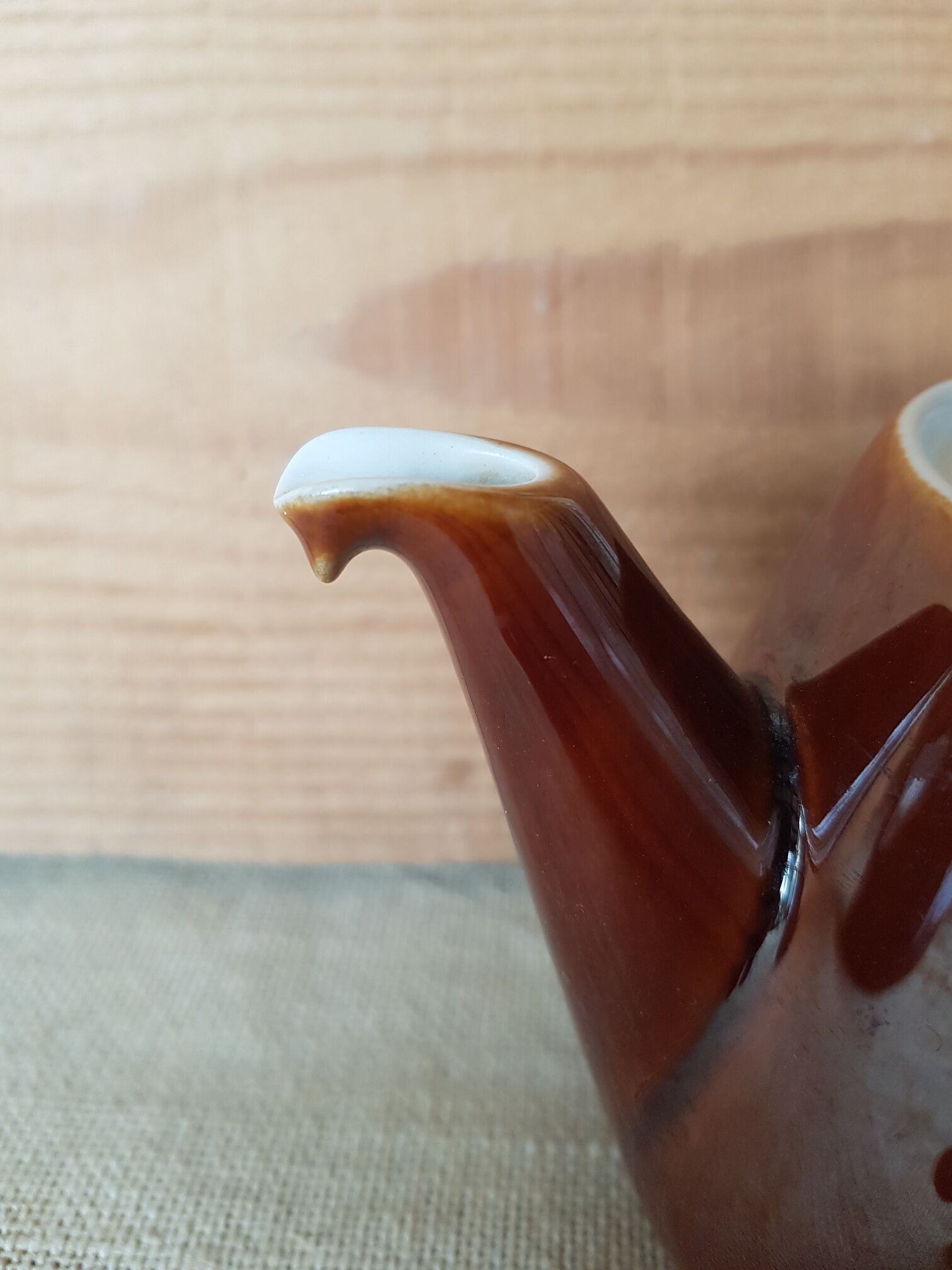 Teapot and milk jug from Villeroy and Boch bistro 1970