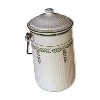 Old milk pot in enamelled sheet metal