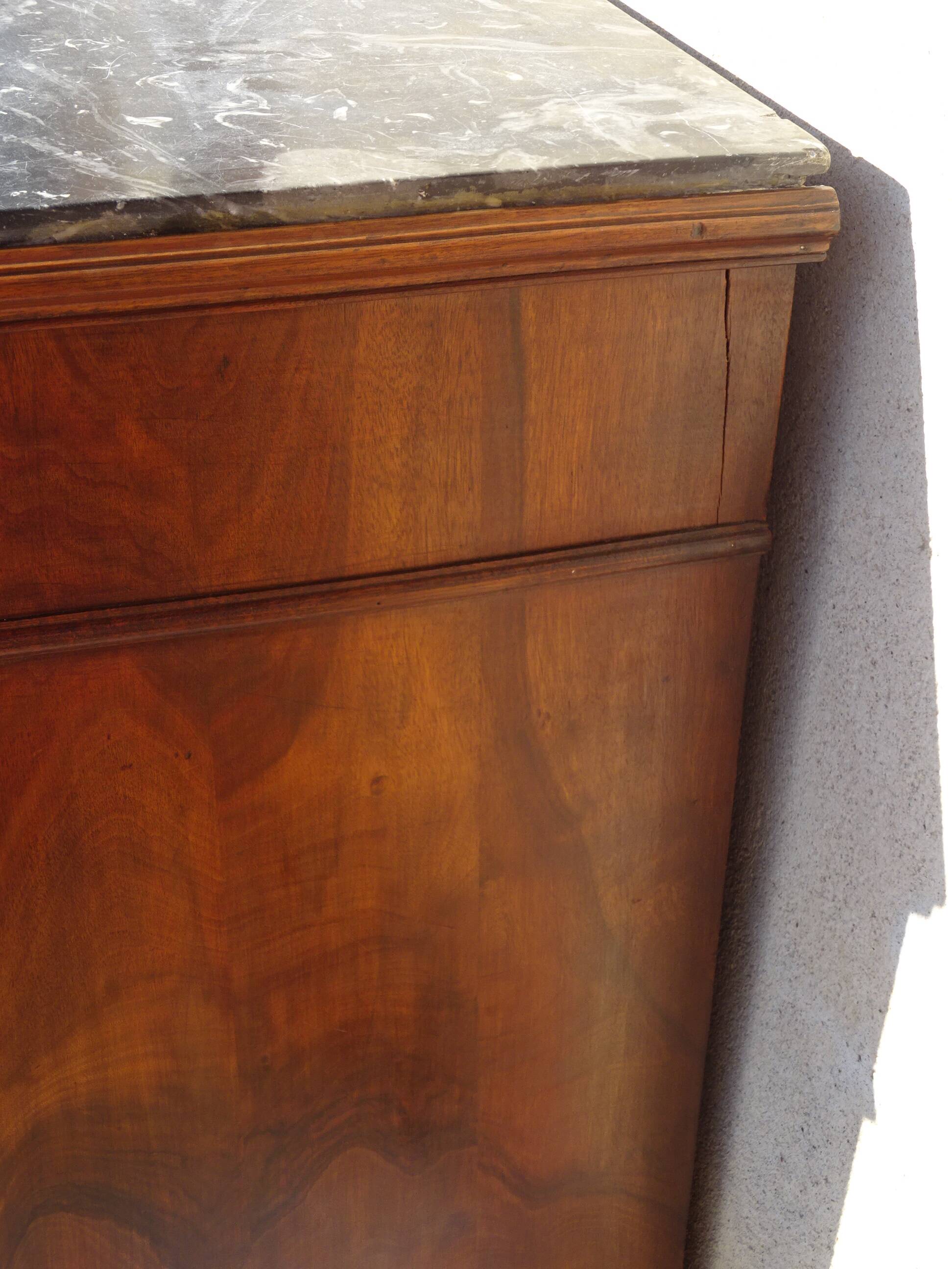 Walnut chest of drawers, black marble top