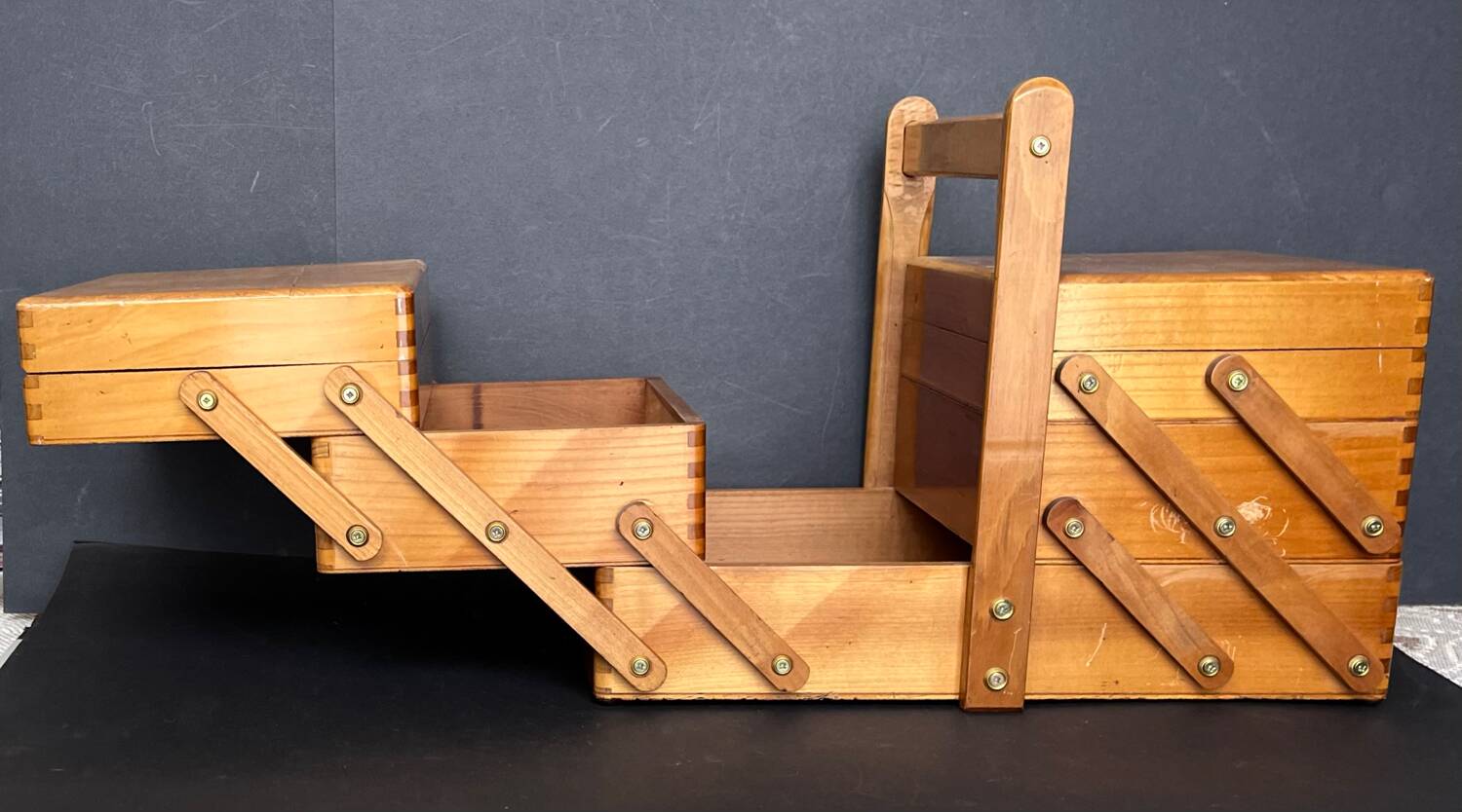 Vintage table worker