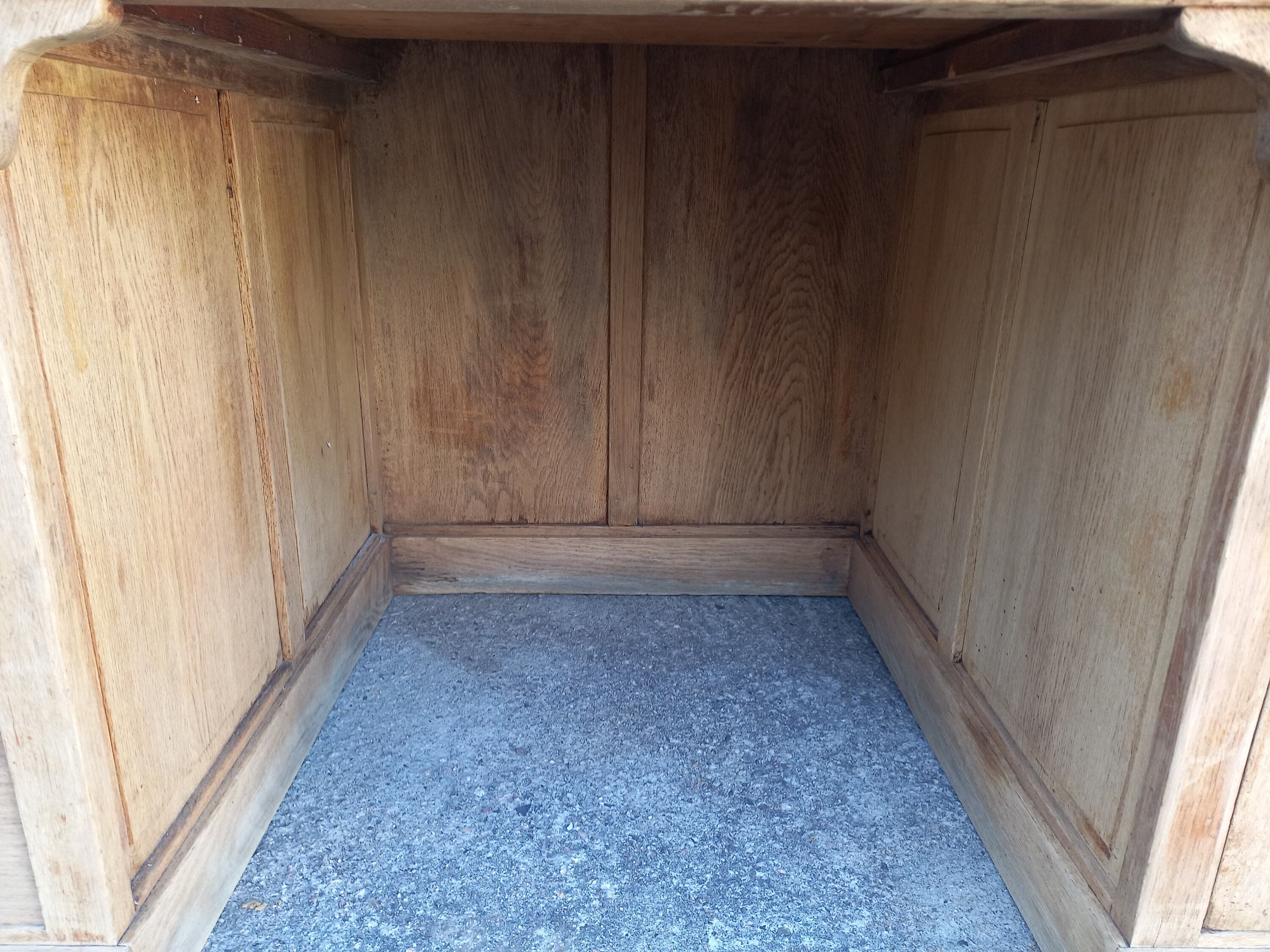 Minister's office in solid oak
