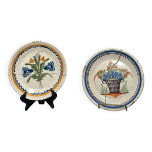 Deux assiettes anciennes