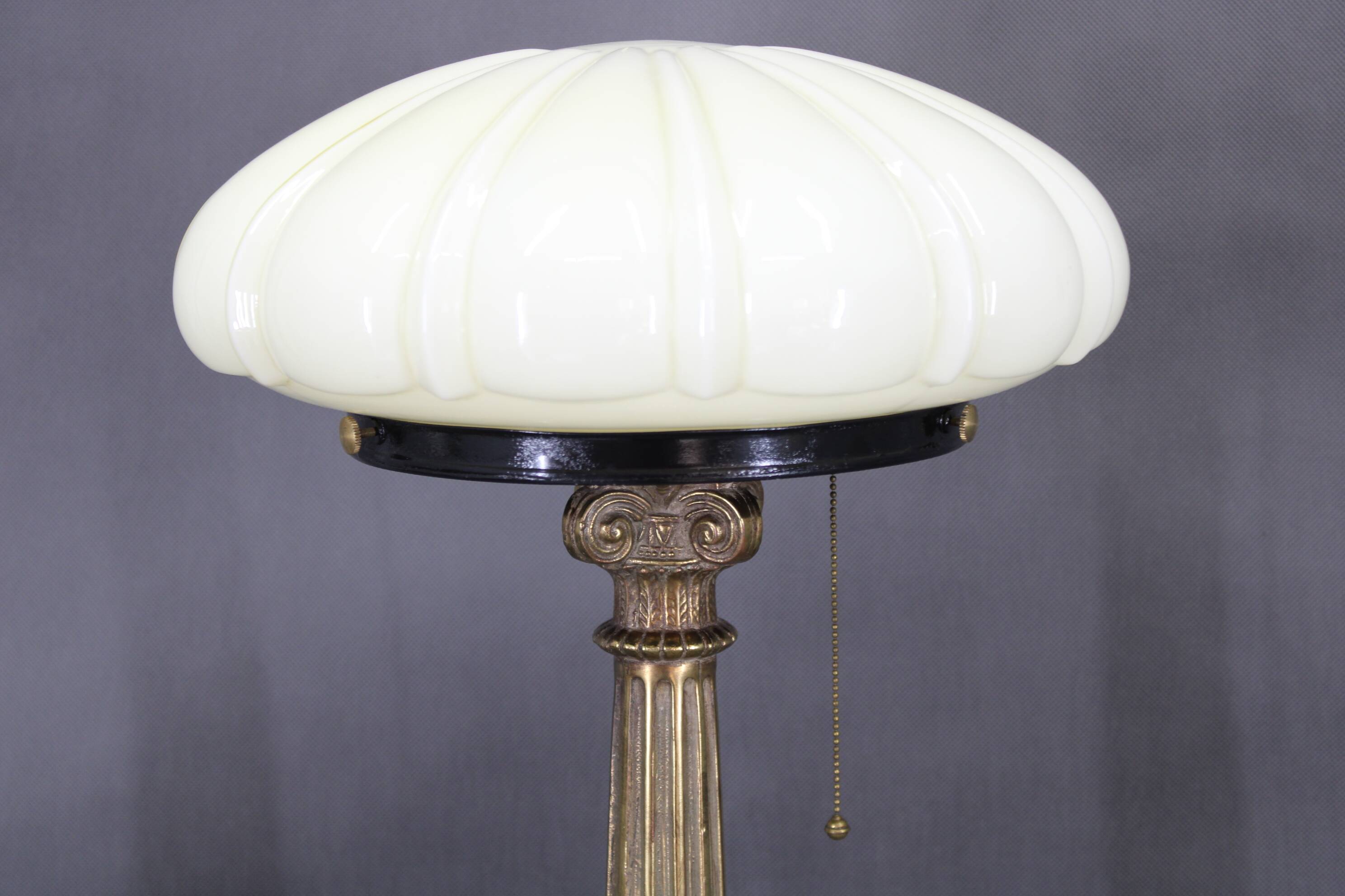 1940s Restored Brass Table Lamp with Wooden Base and Glass Shade