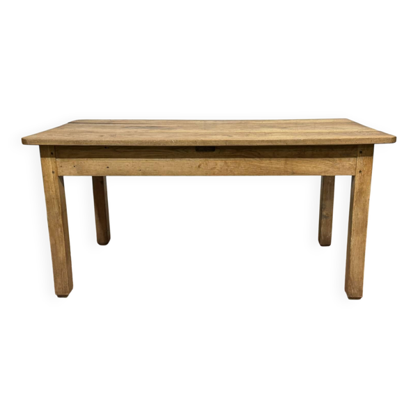 Table en chêne extensible des années 1930 à décor gothique