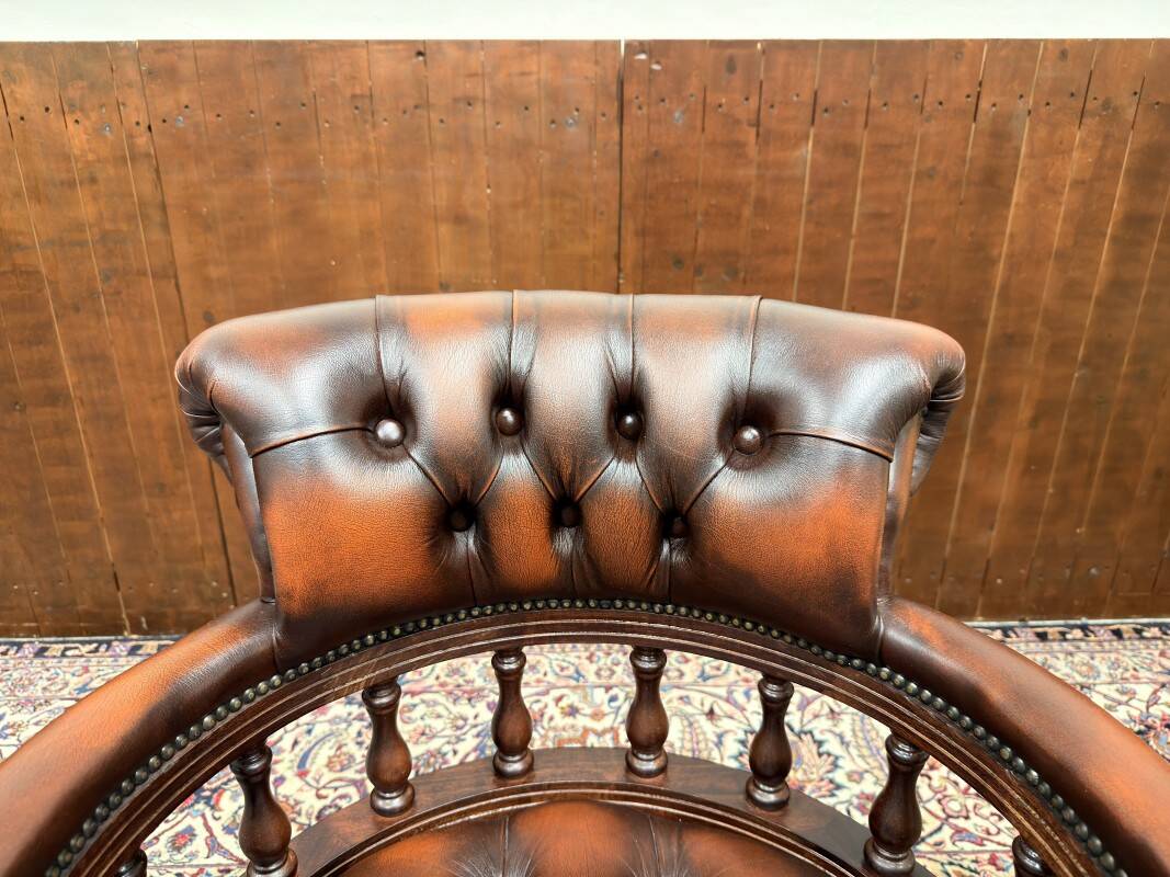 Fauteuil capitaine Chestfield anglais classique
