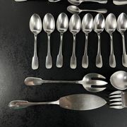 Christofle silver-plated cutlery set – Cluny model – 36 pieces