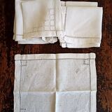 Antique table linen - monogrammed d (or a)