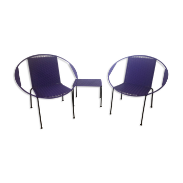 Set 2 armchairs and small coffee table