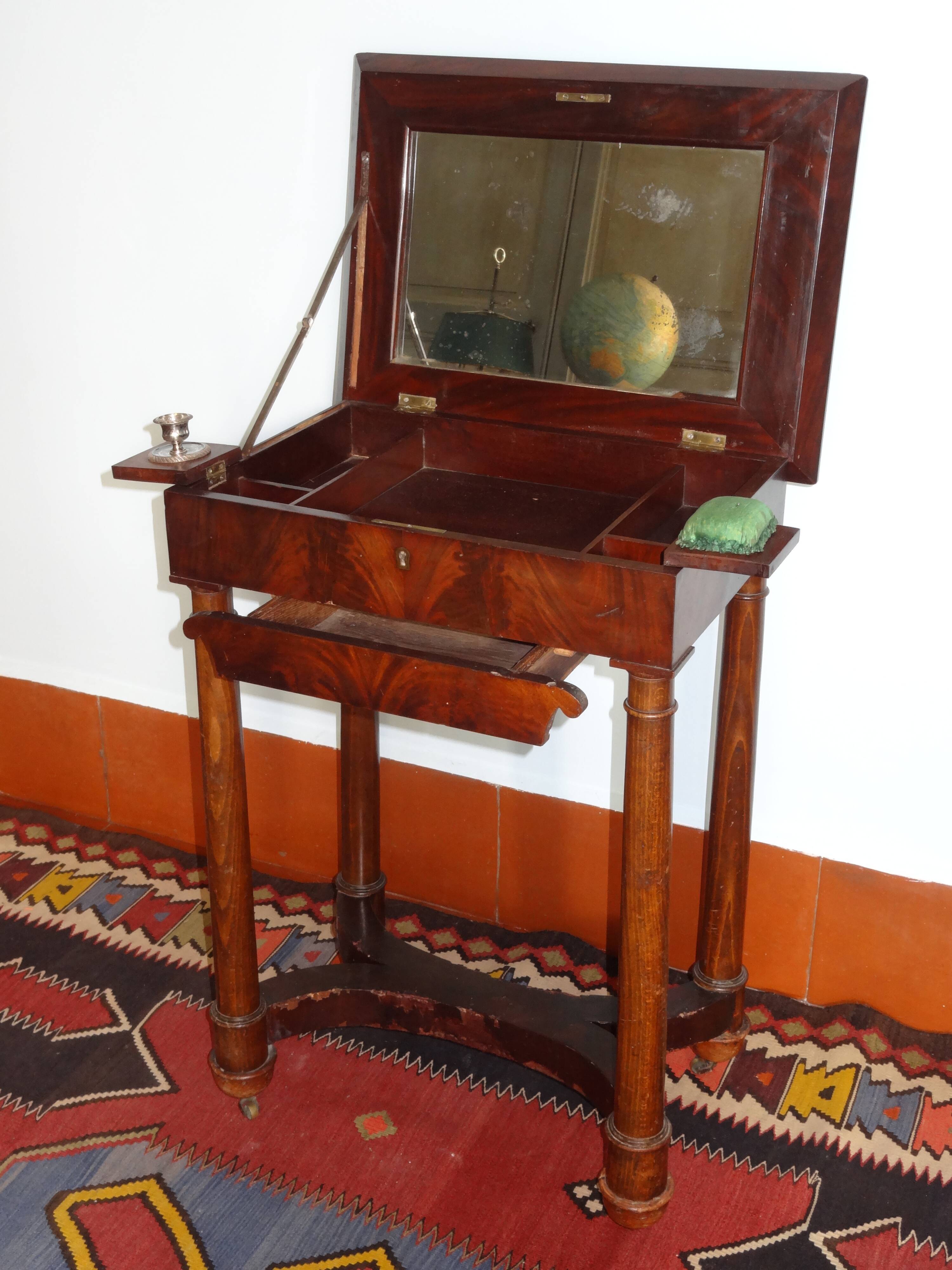 Mahogany Empire and mahogany veneer dressing table