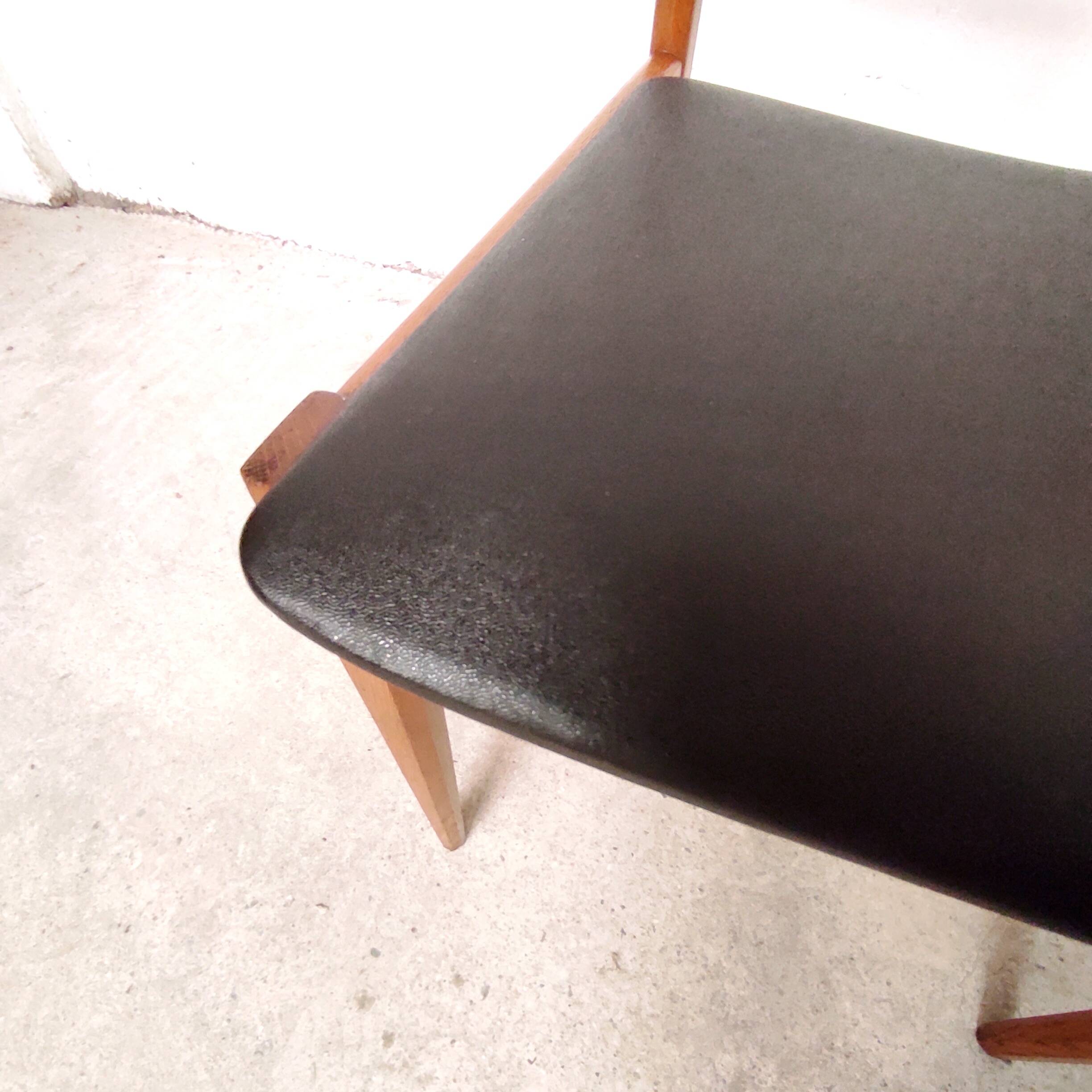 Set of 4 Scandinavian chairs, 1960