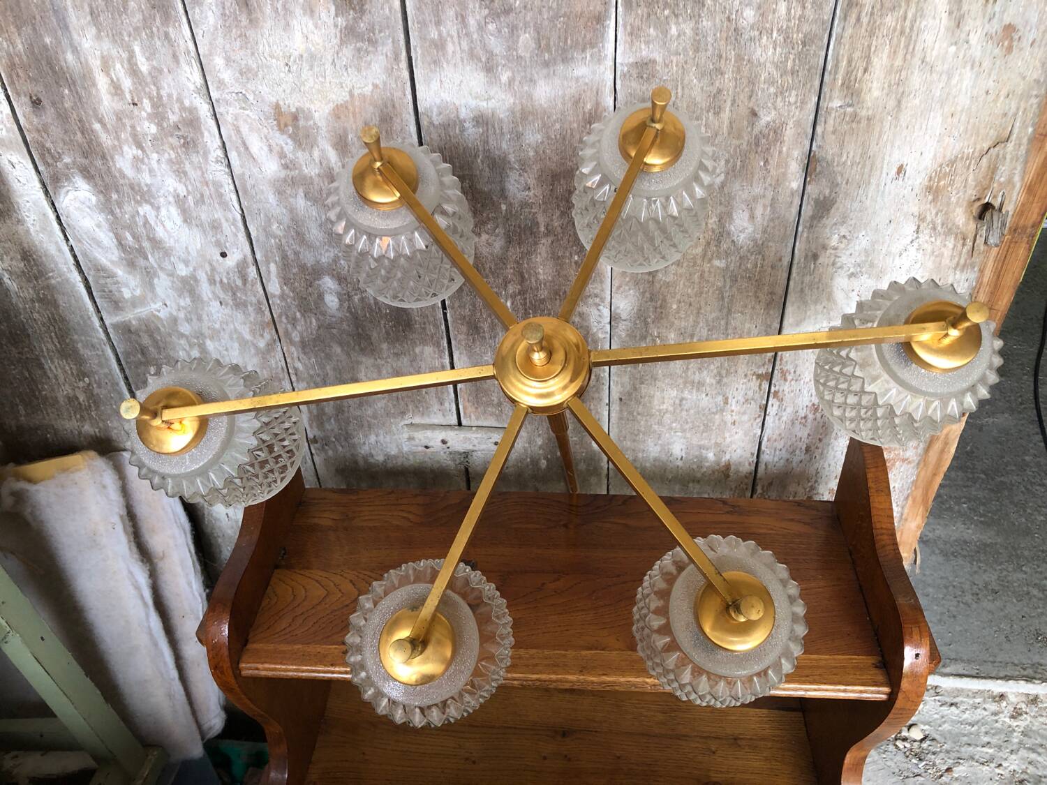 Old Chandelier 6 Lights Golden Metal + Molded Glass Reflector
