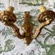 Paire d’appliques vintage bronze doré – Maison Petitot