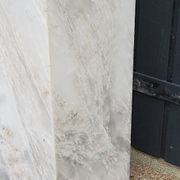 Lamp Georgia Jacob Ophélie and its marble column