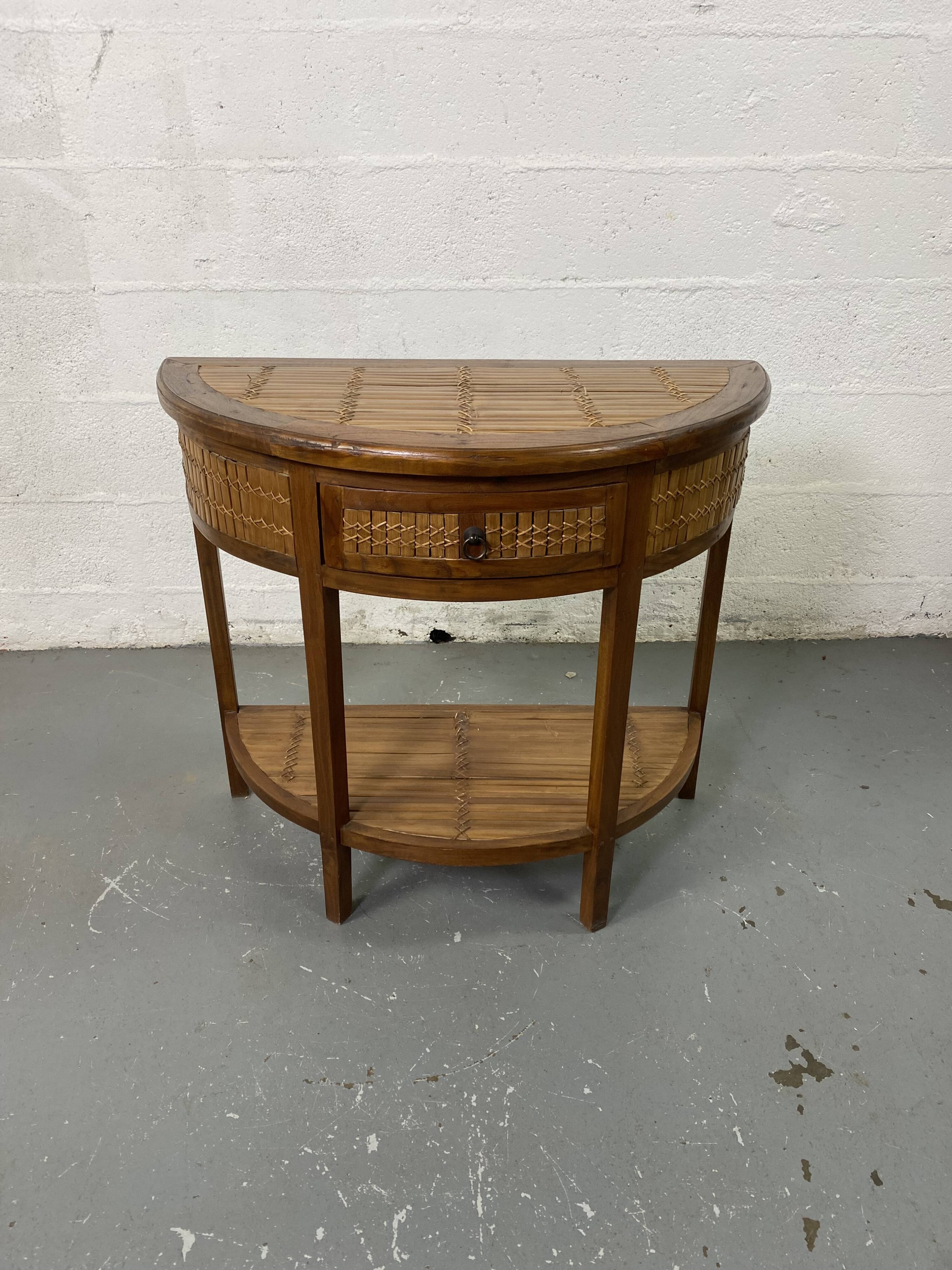 Side table in half-moon wood and bamboo