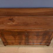 Walnut burl commode, Restoration period – early 19th century