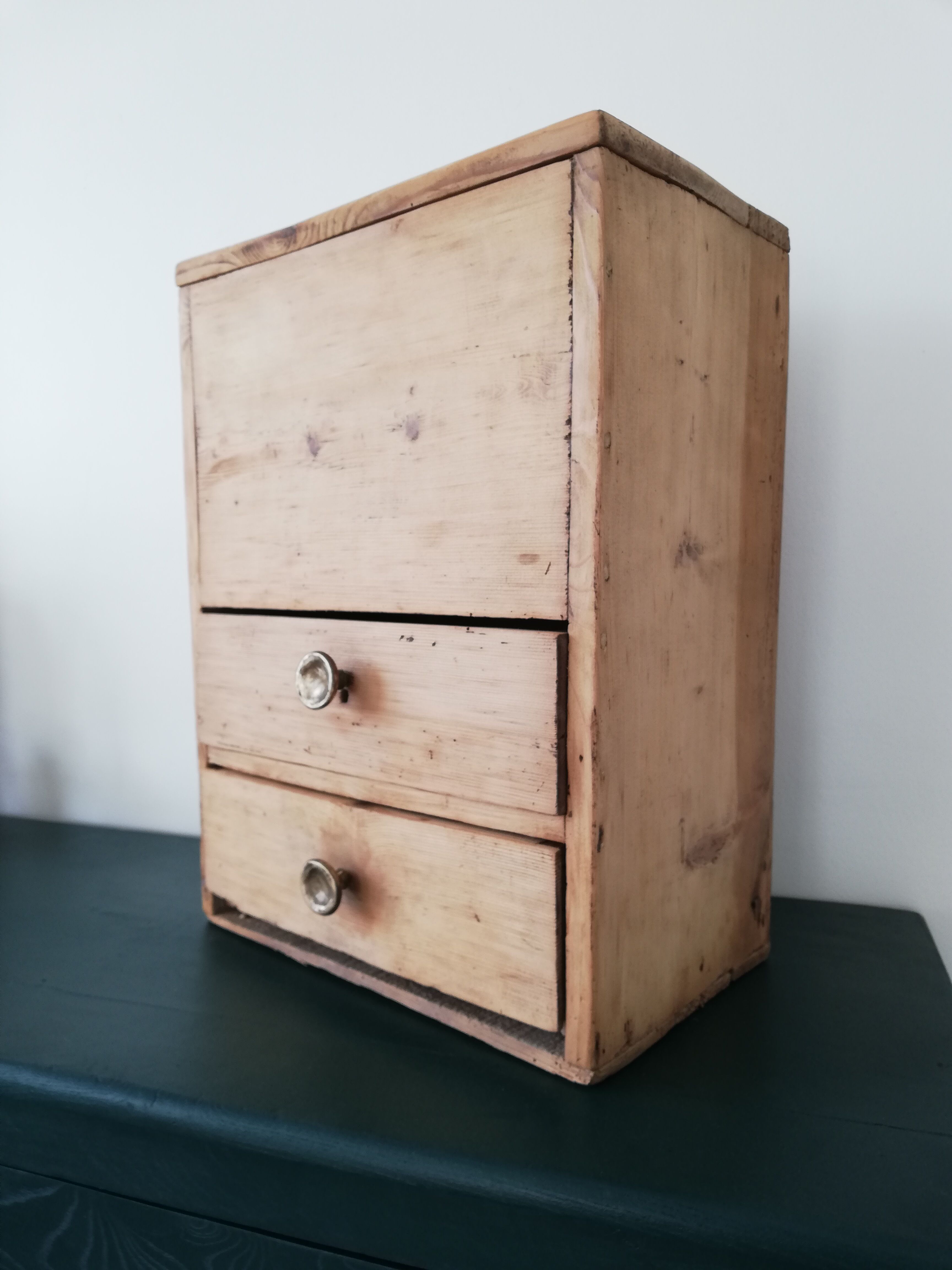 Shoe box from the 1930s