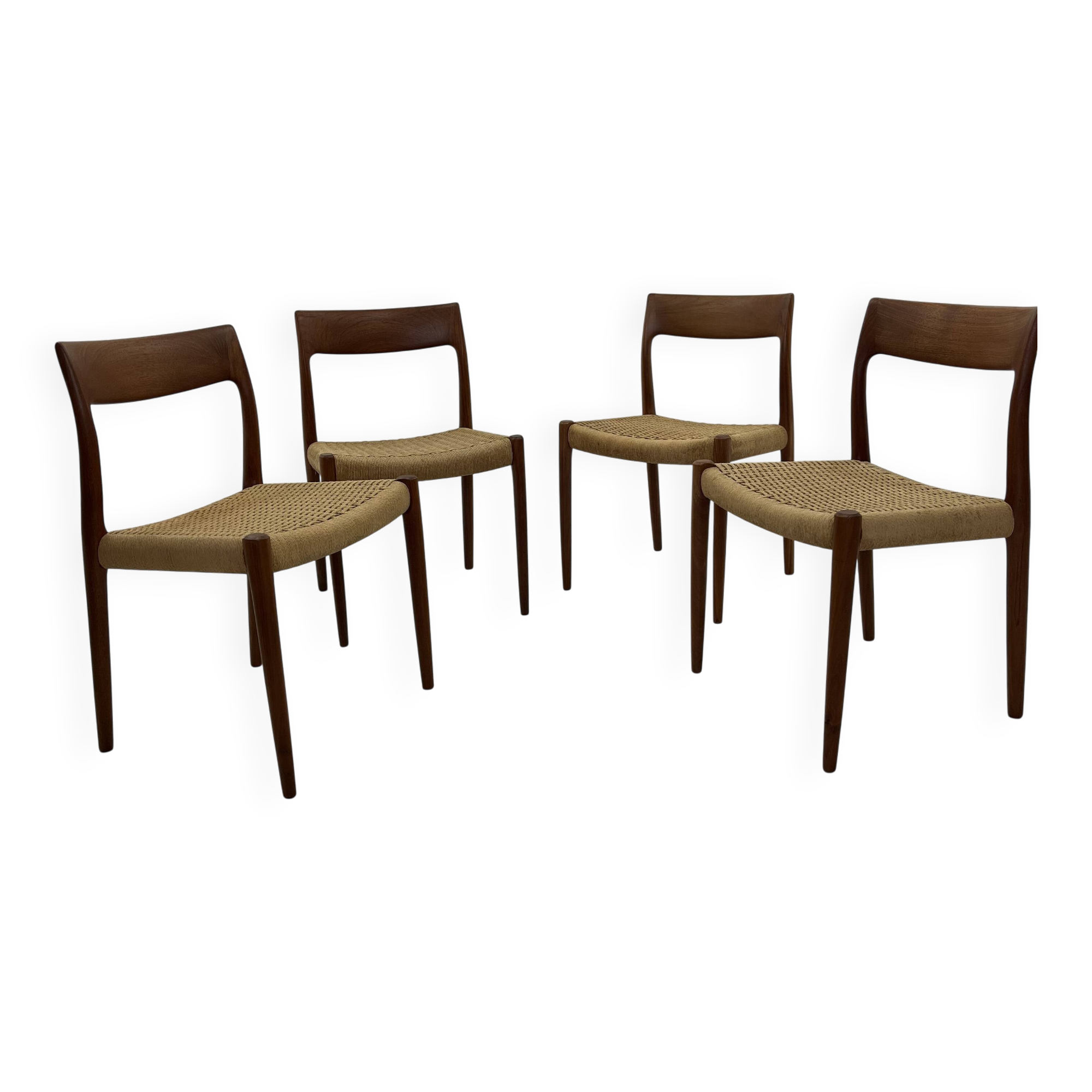 Ensemble de chaises danoises par Niels Møller pour J. L. Møllers, années 1960, ensemble de 4.