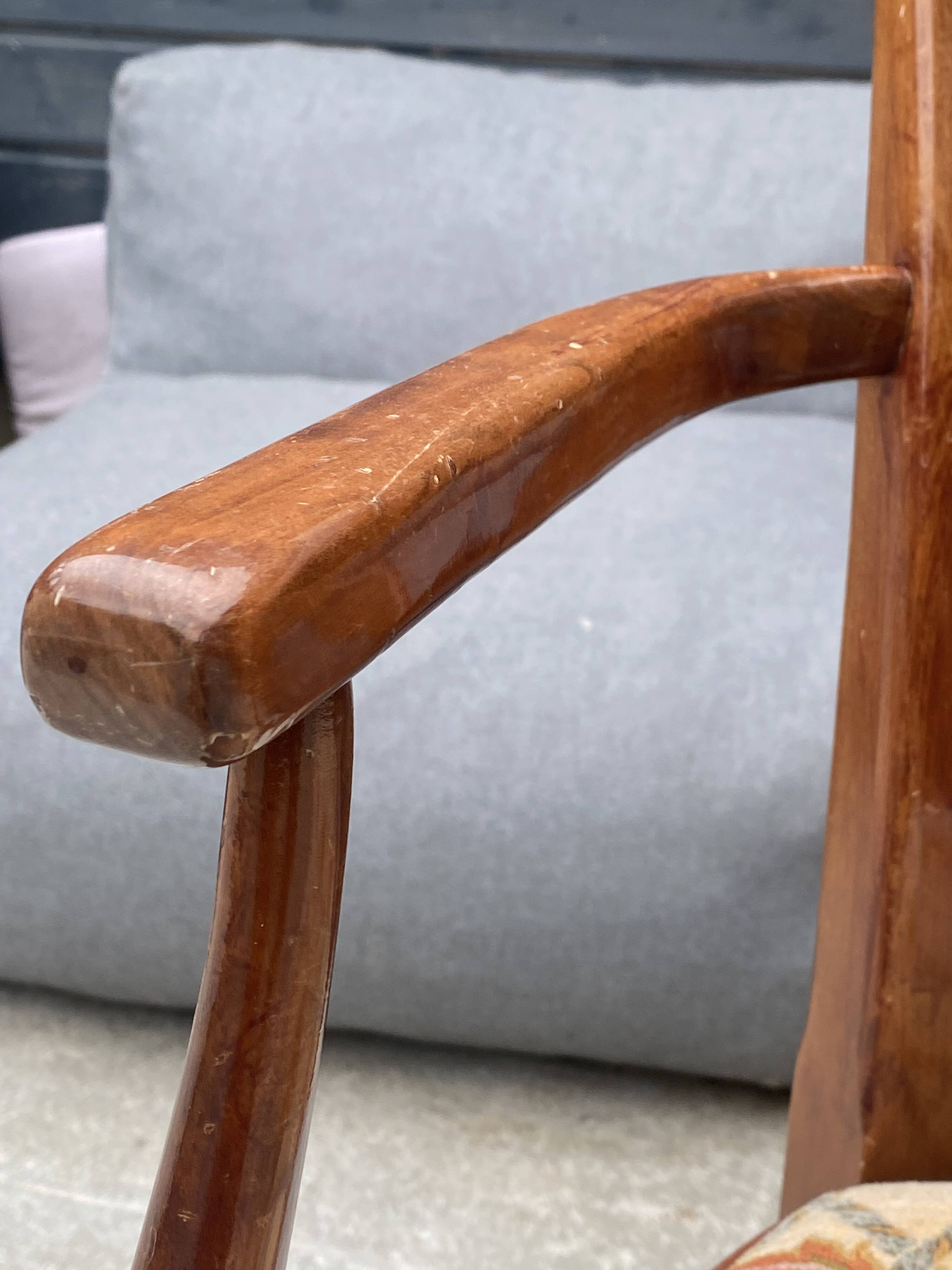 Fauteuil de bureau ancien en merisier et tissu