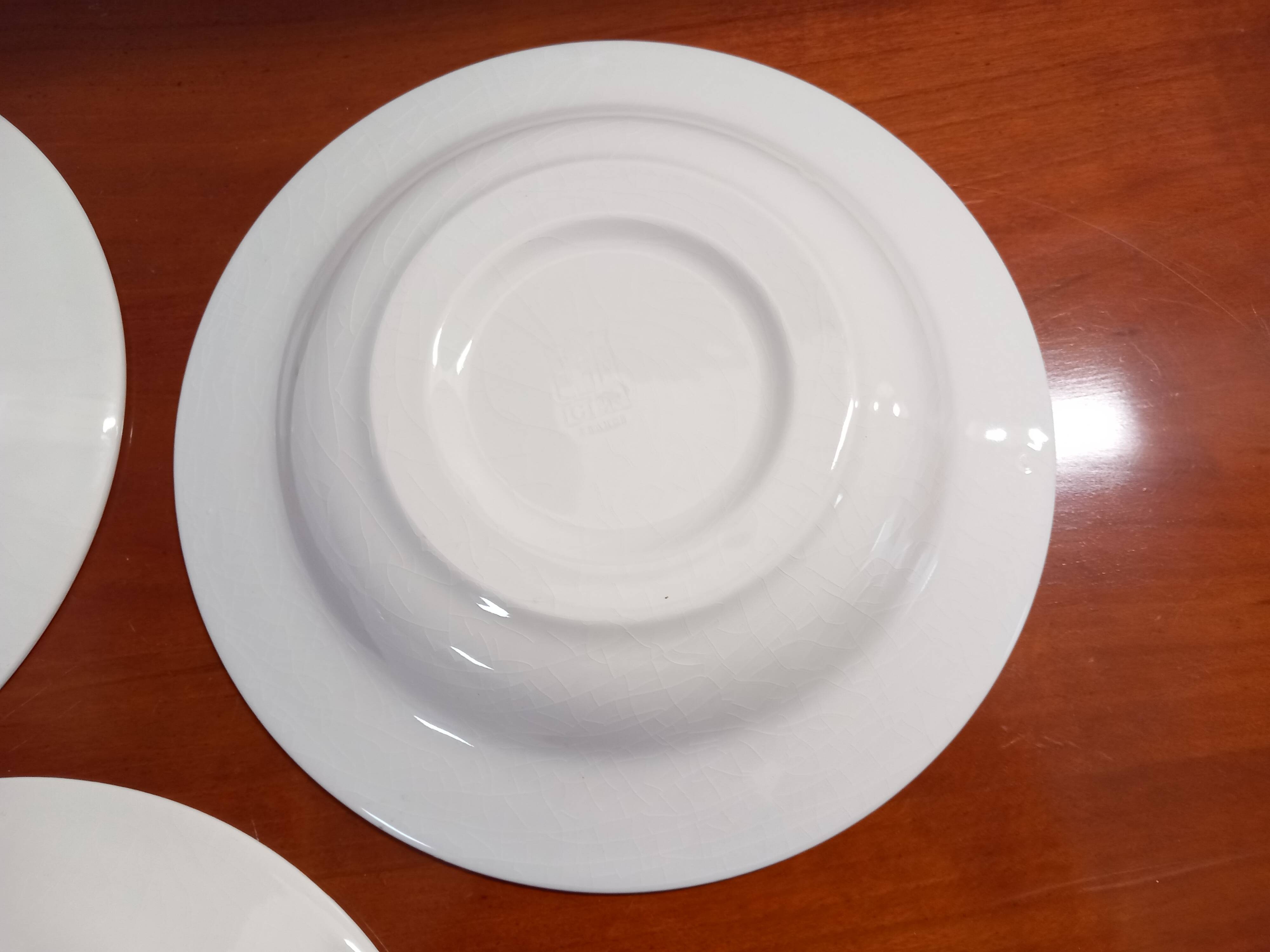 Set of 4 deep plates, Gien earthenware.