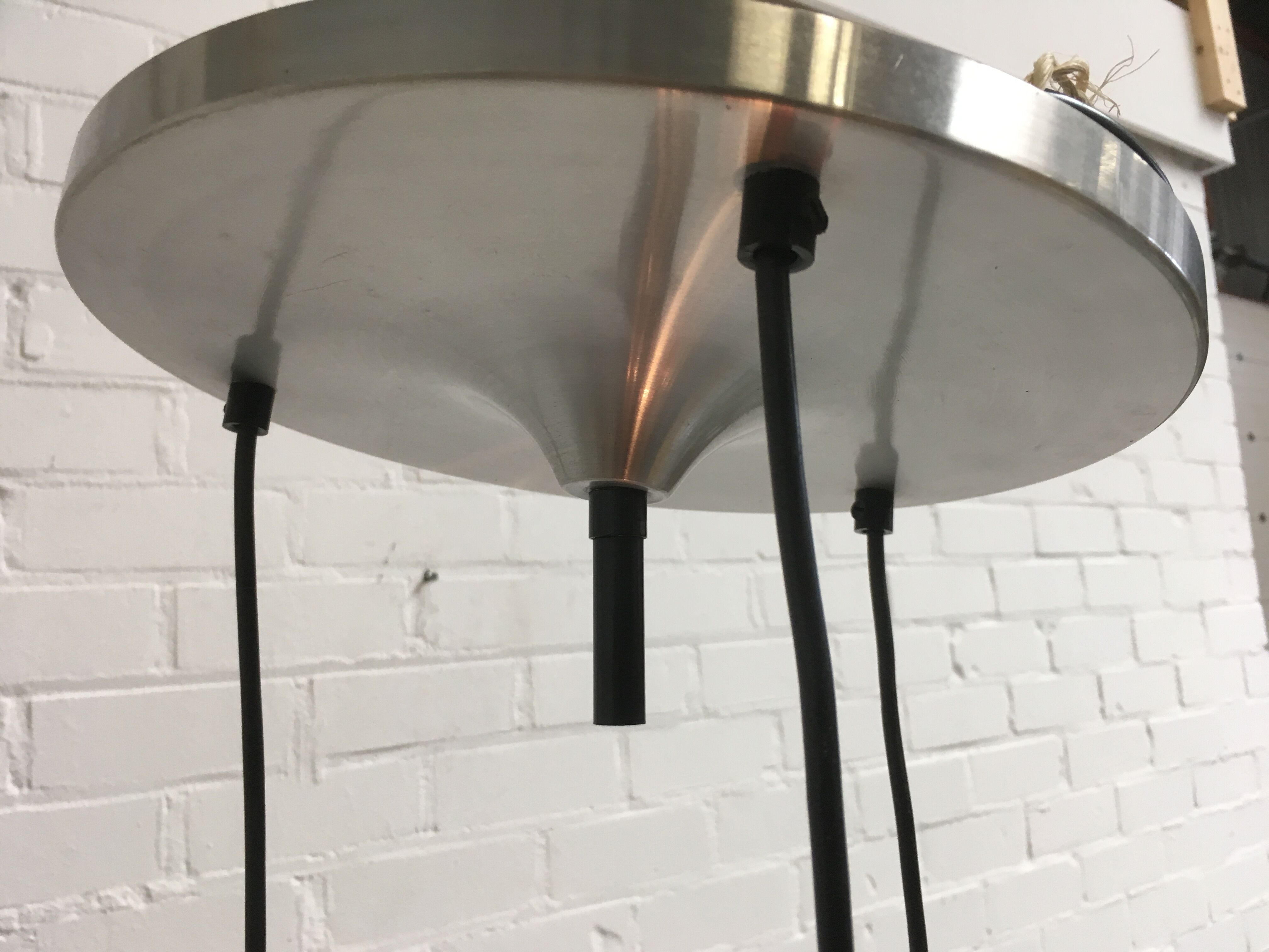 Danish aluminium lamp hang