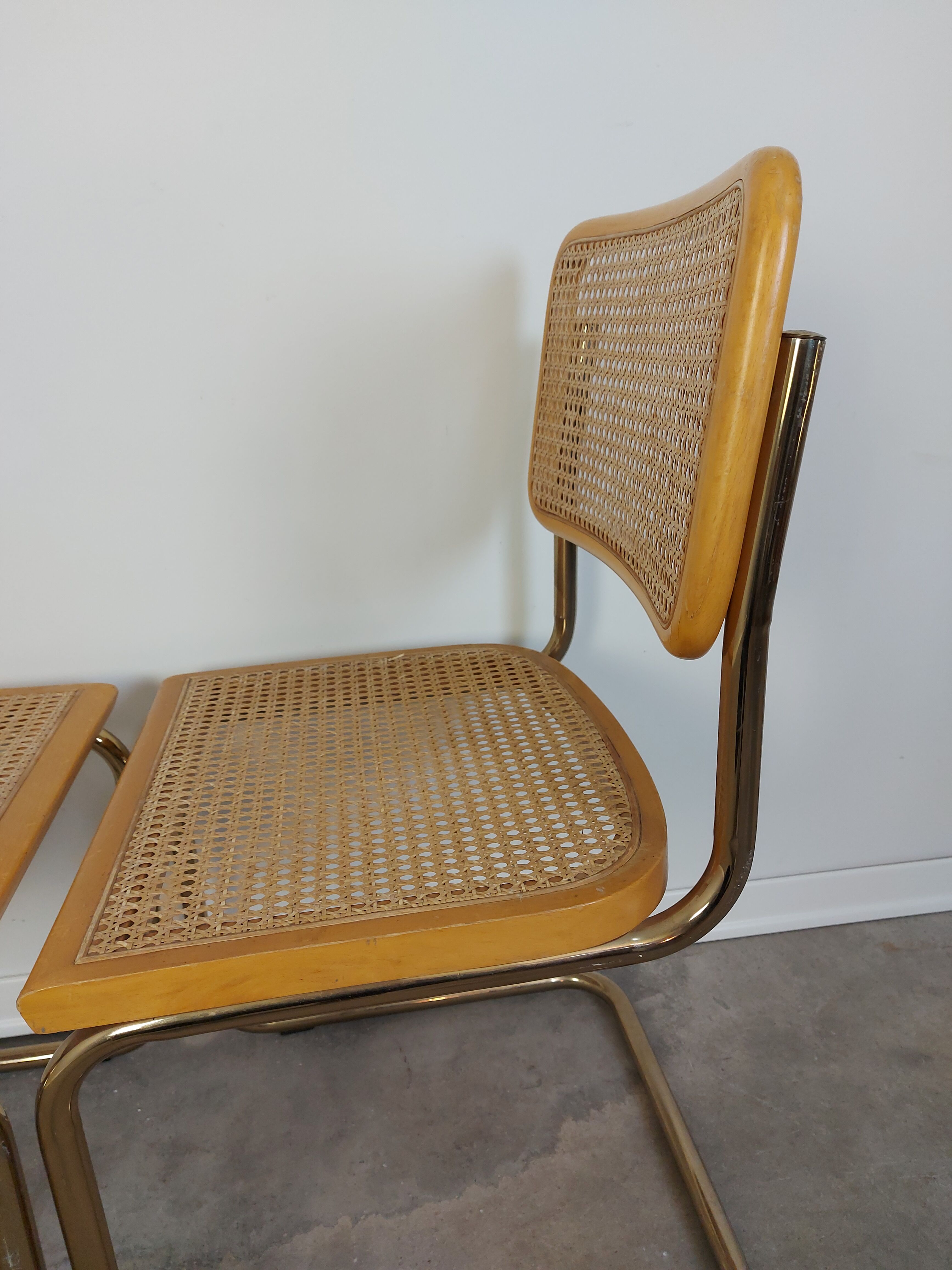 Chairs B32 by design Marcel Breuer 1980