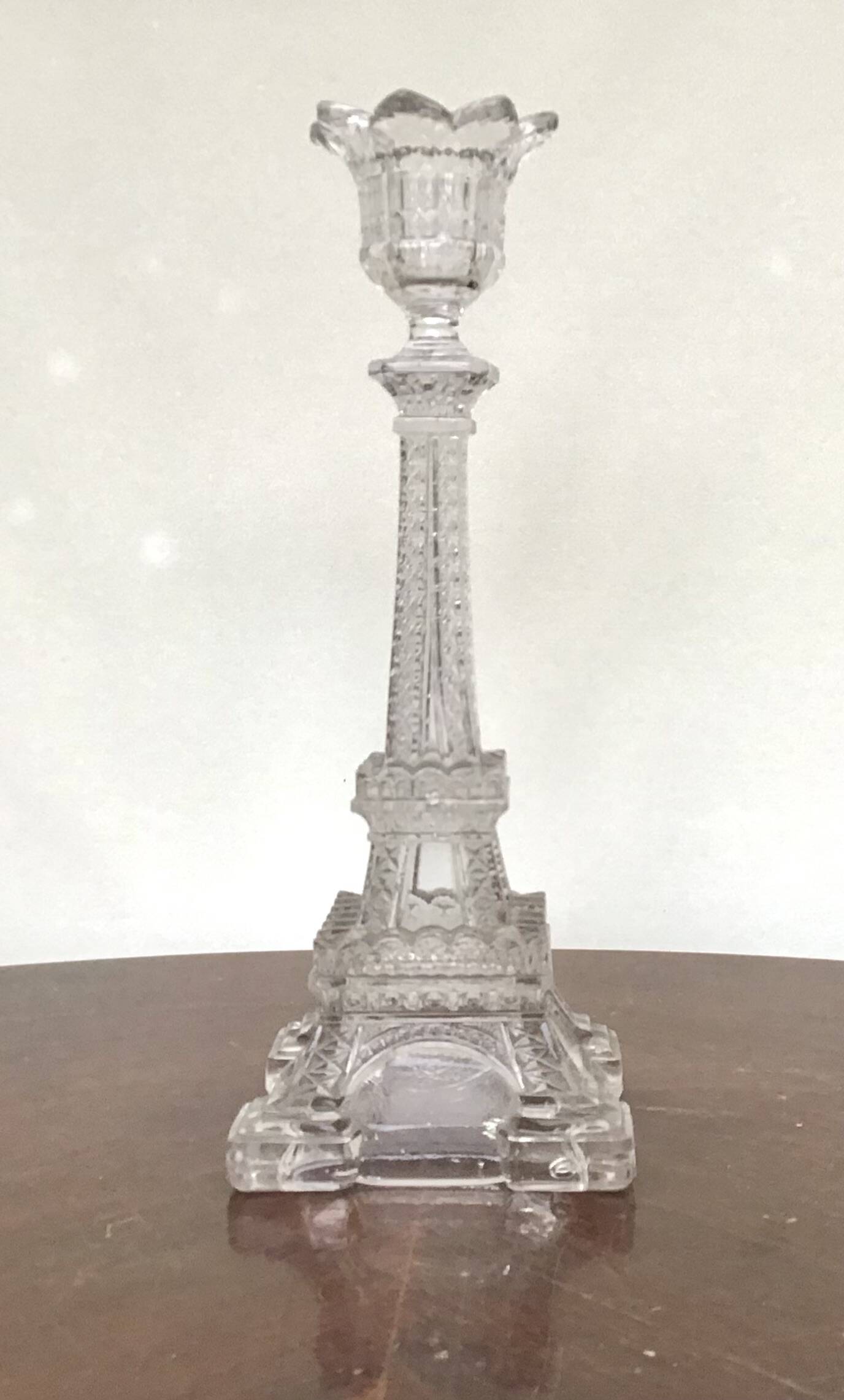 Eiffel Tower shaped candlesticks made by the Portieux crystal factory