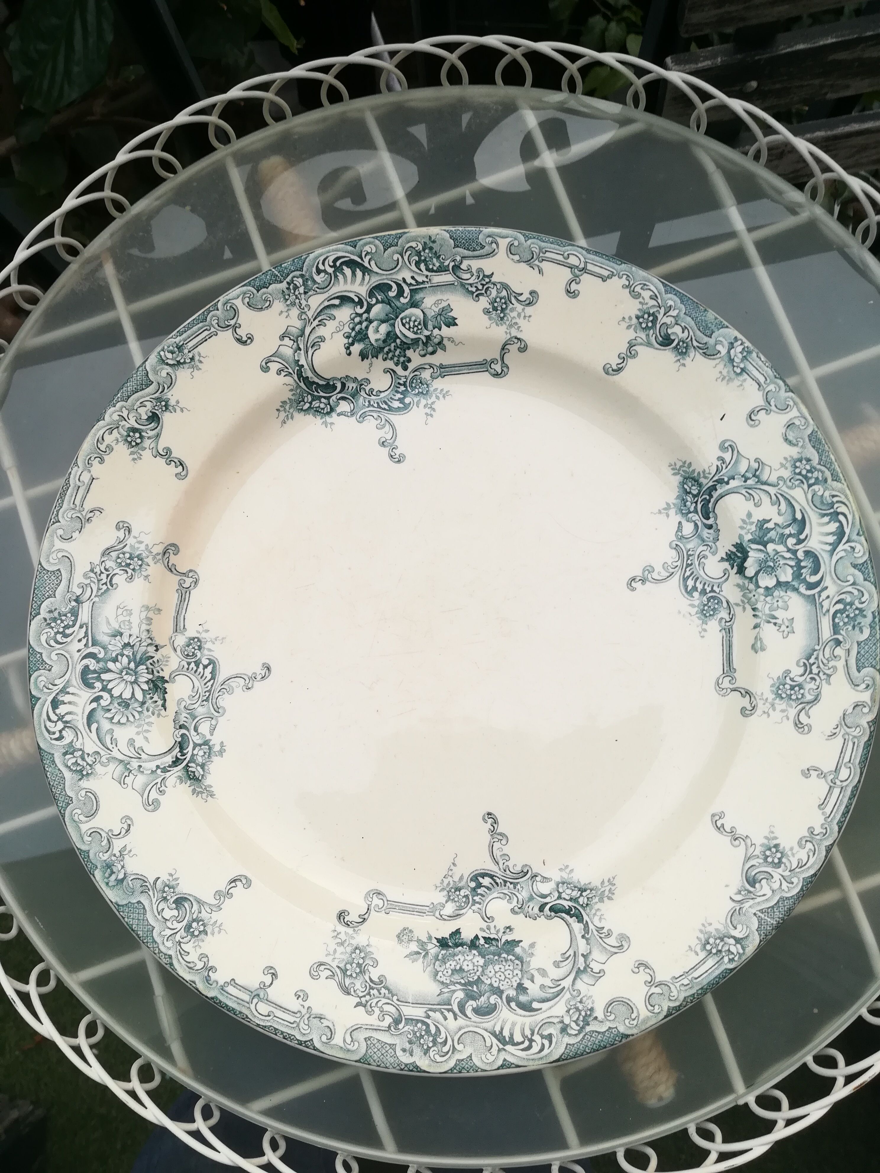 10 plates earthenware Boch Brothers