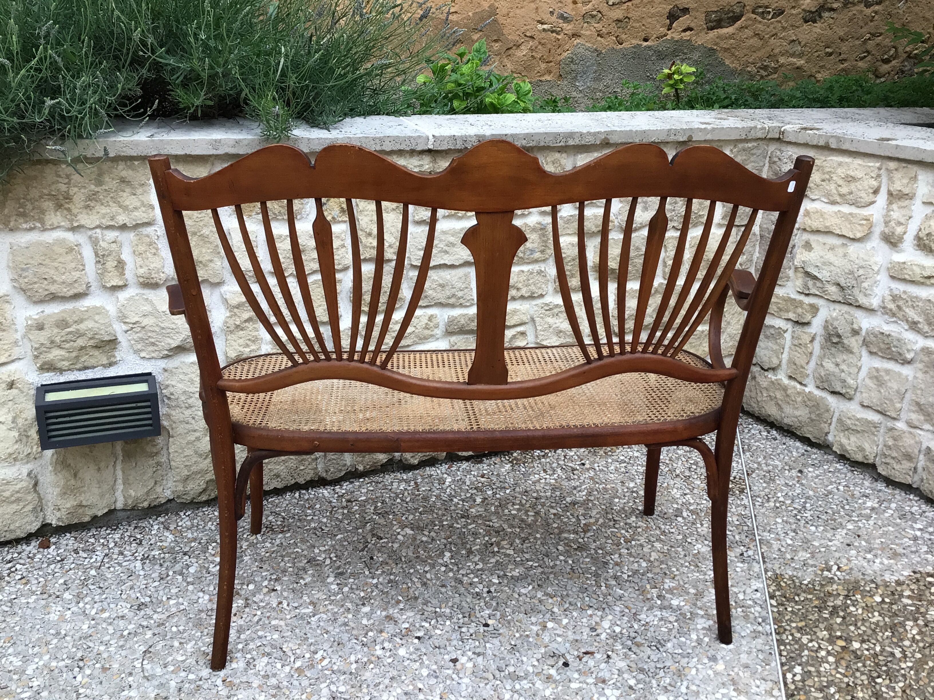 Sofa bench in curved wood and rattan fischel