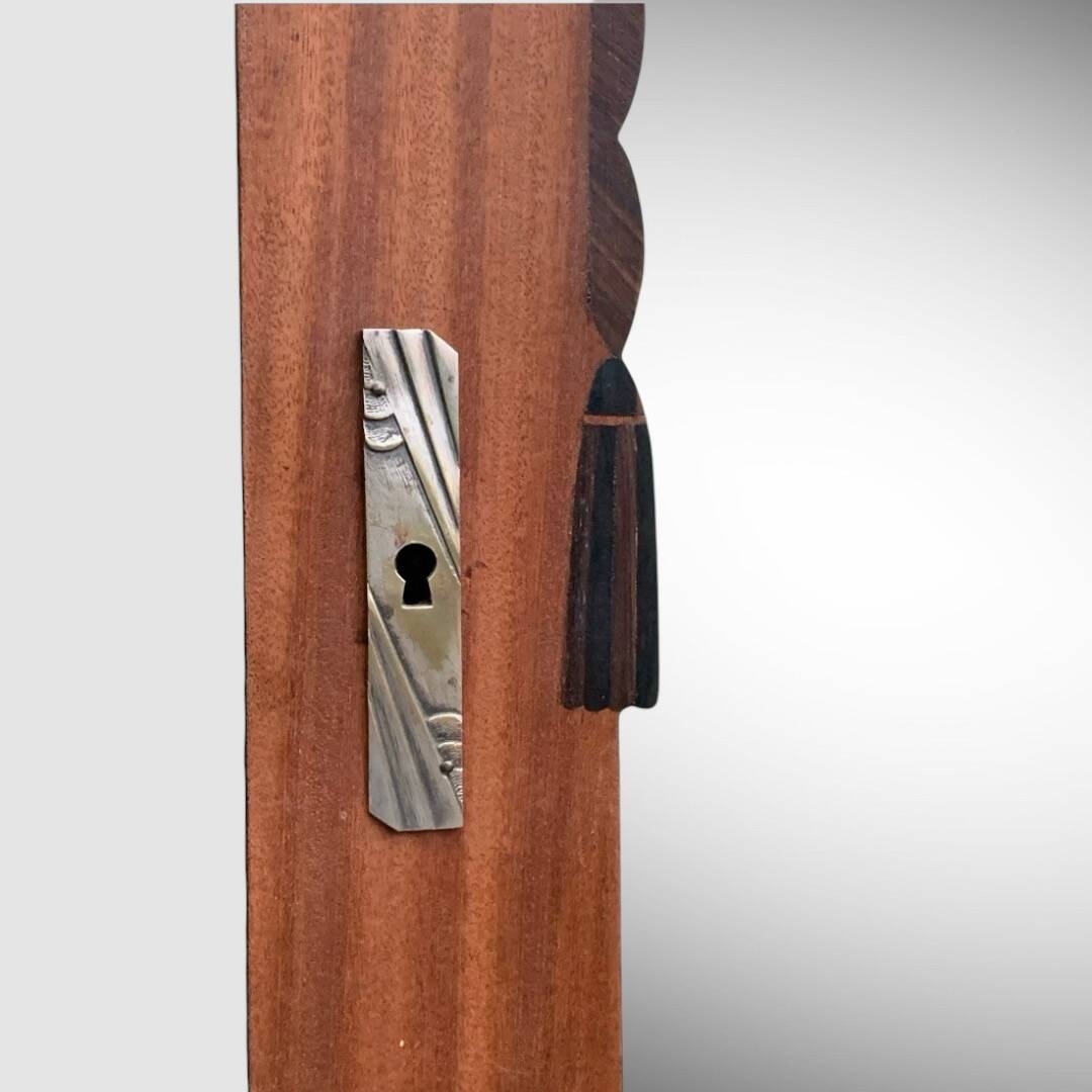 Beveled oval mirror on art deco door Mahogany 79x162