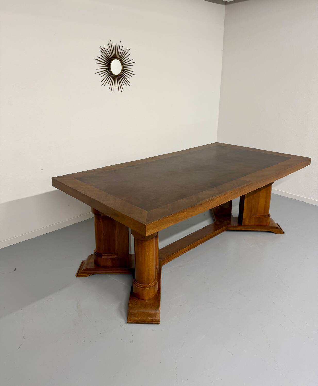 Ancienne table en noyer et loupe art déco année 30 France rallonges