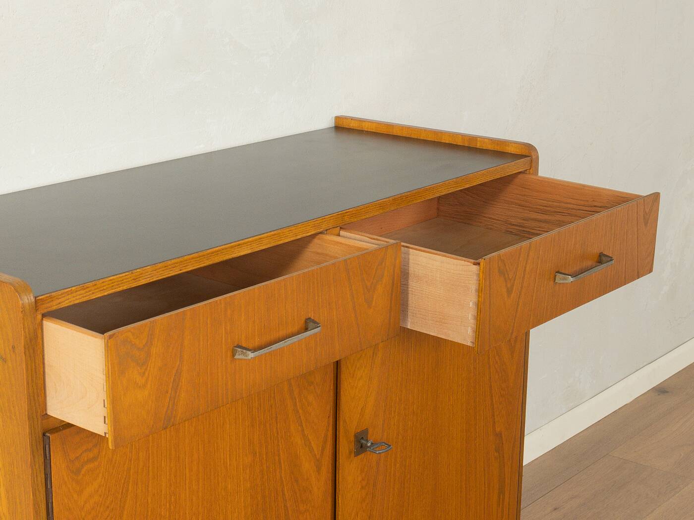 1950s chest of drawers