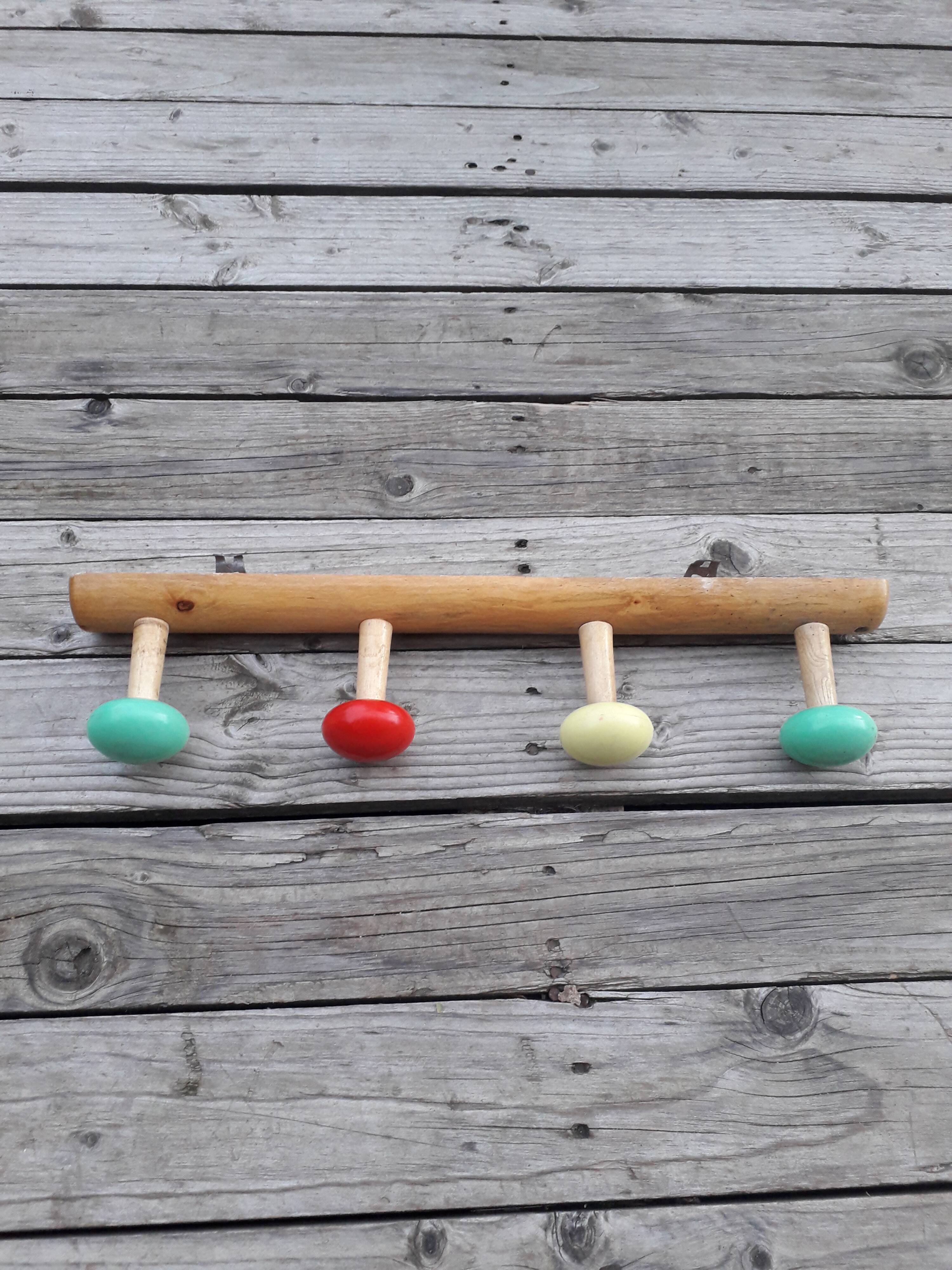 Vintage wall coat rack - Wood and plastic - 1970s