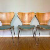 Set of three 3107 Dining Chairs by Arne Jacobsen for Fritz Hansen Denmark