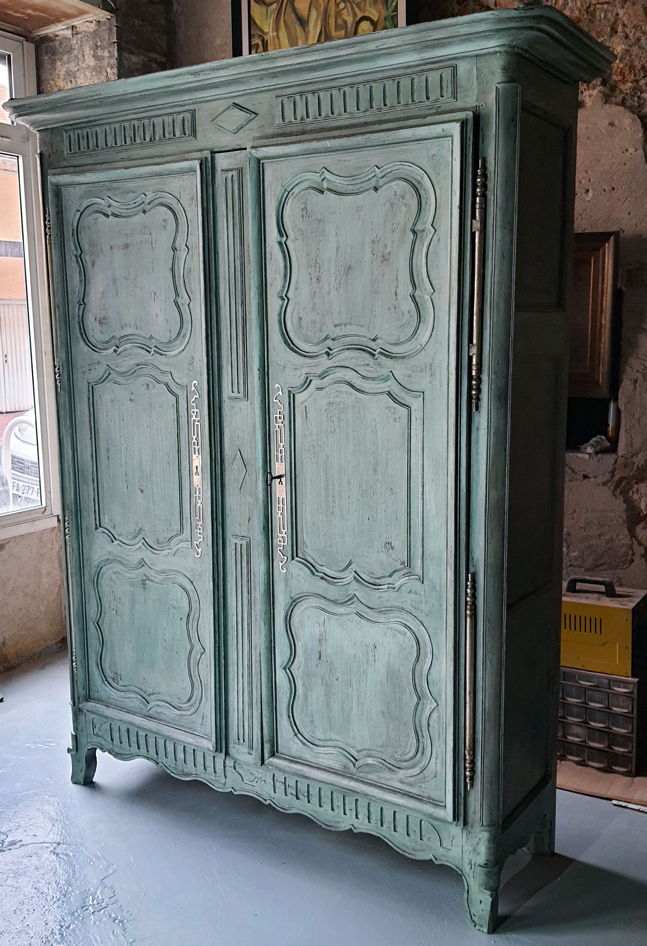 Wardrobe wardrobe 18th century Shabby Chic patinated
