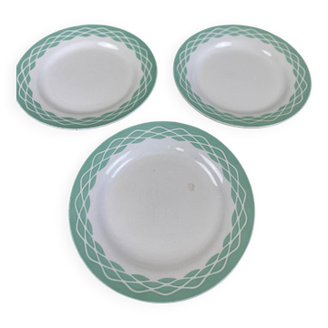 3 “Lola” plates