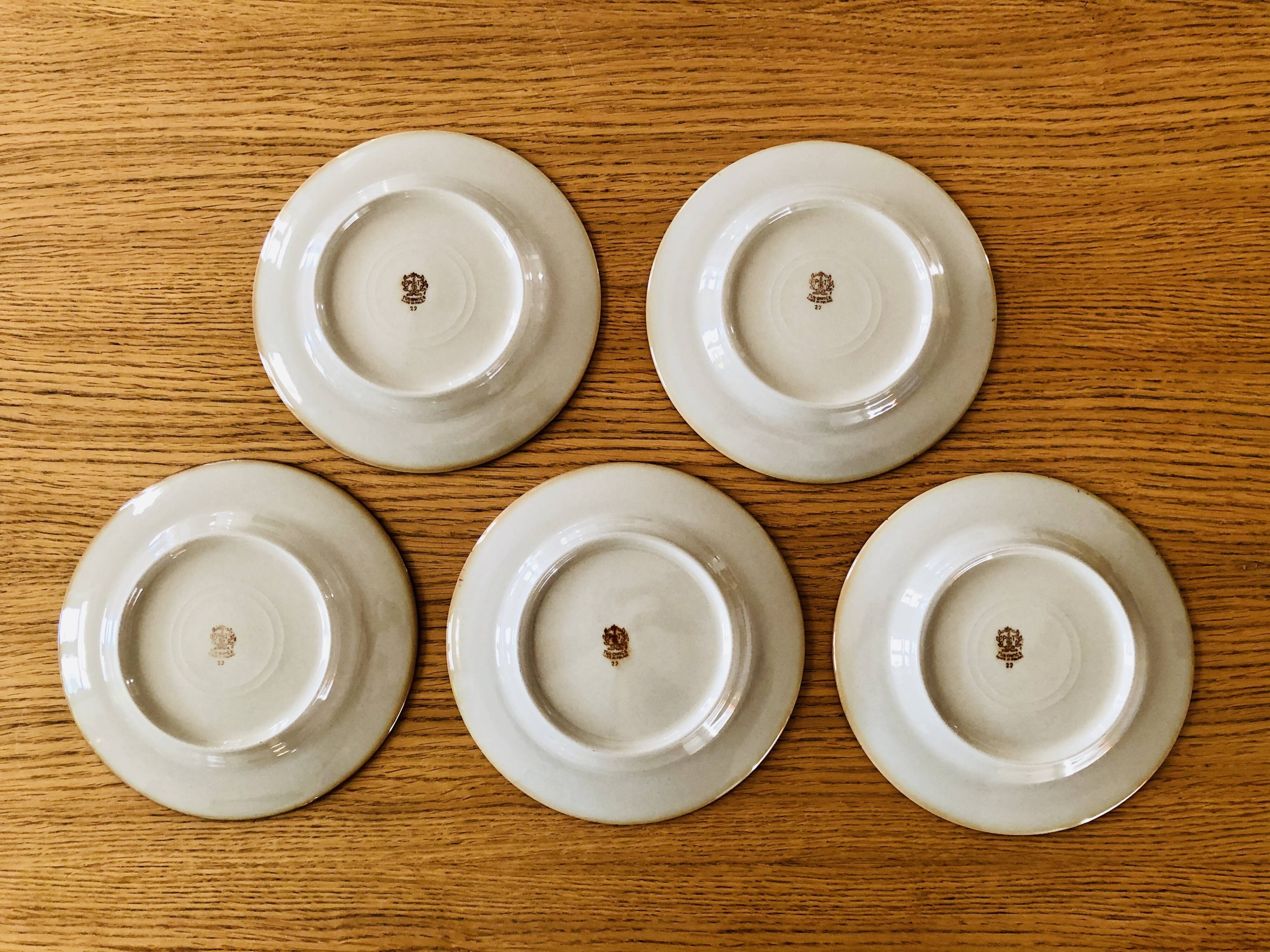 Lot of 5 speckled Tulowice dessert plates