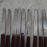 12 knives 40s Bakelite