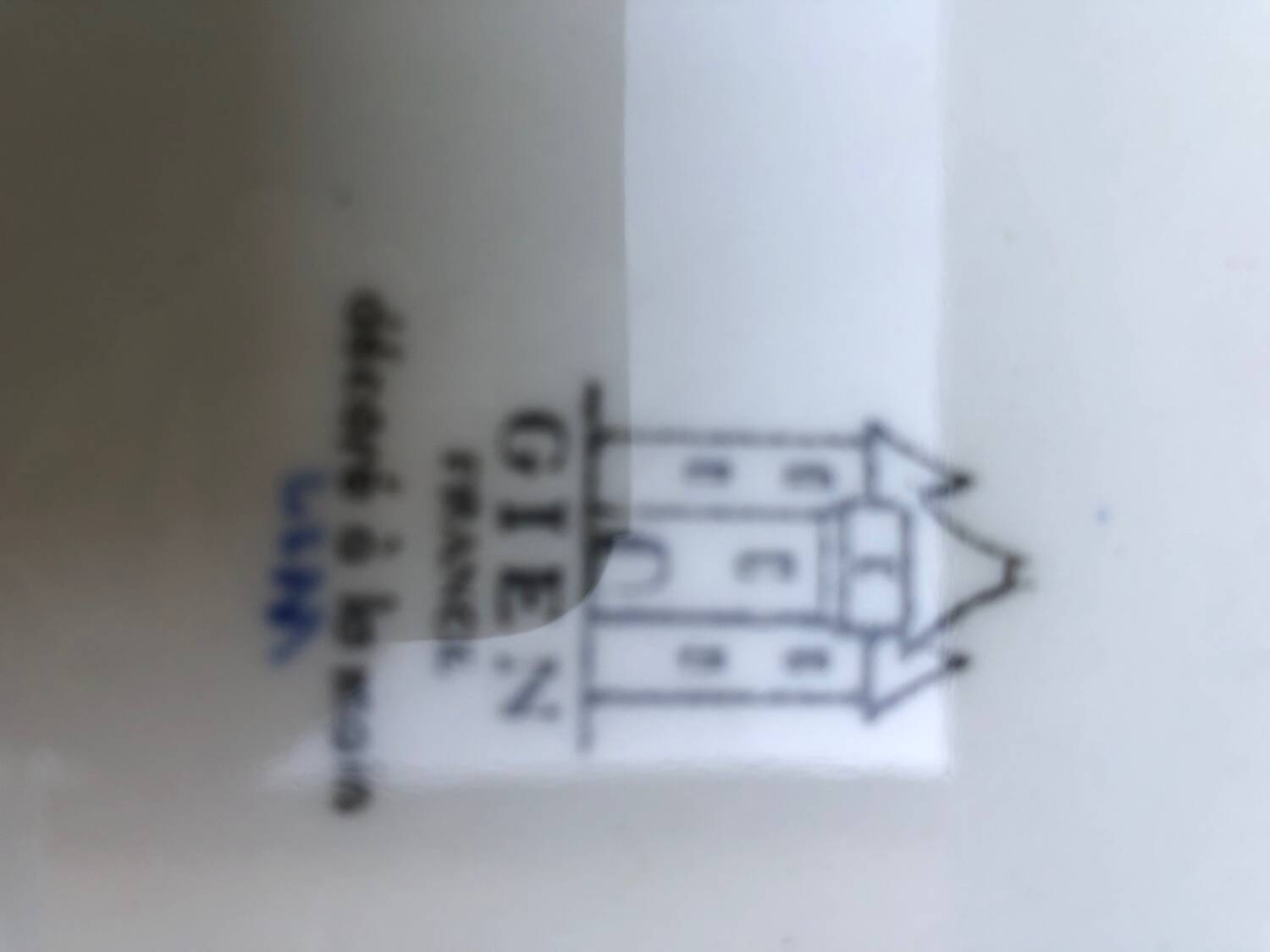 Earthenware cake dish gien