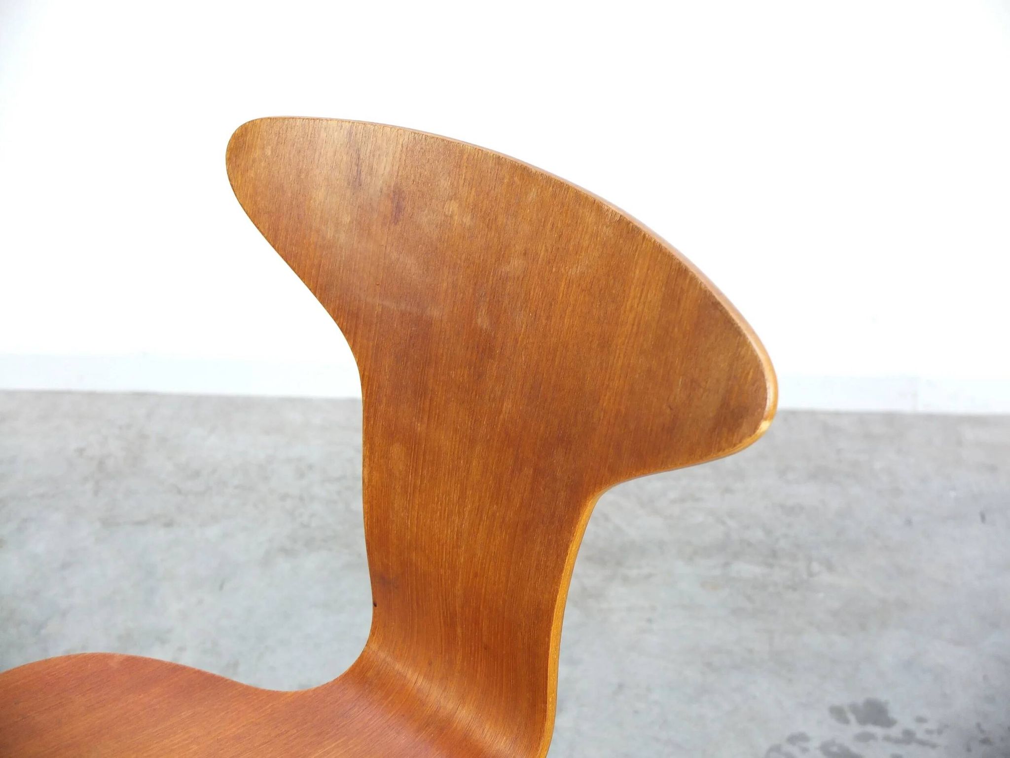 1st edition 'Mosquito' swivel desk chair by Arne Jacobsen for Fritz Hansen, 1955