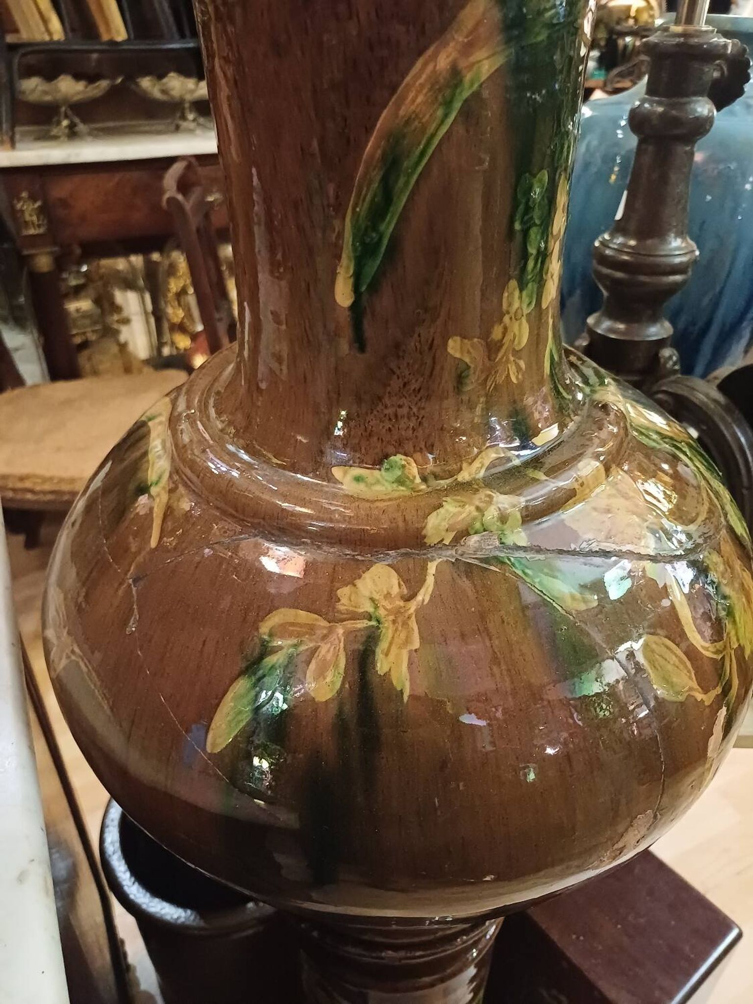 Grand Vase sur colonne en céramique 1.49 mètre époque 1900 en l'état.