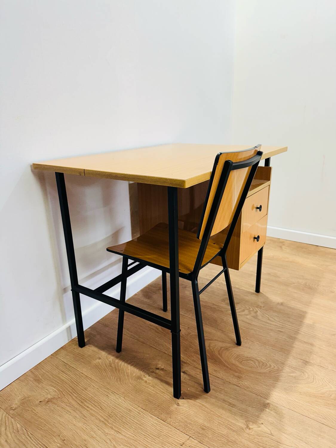 Formica desk set