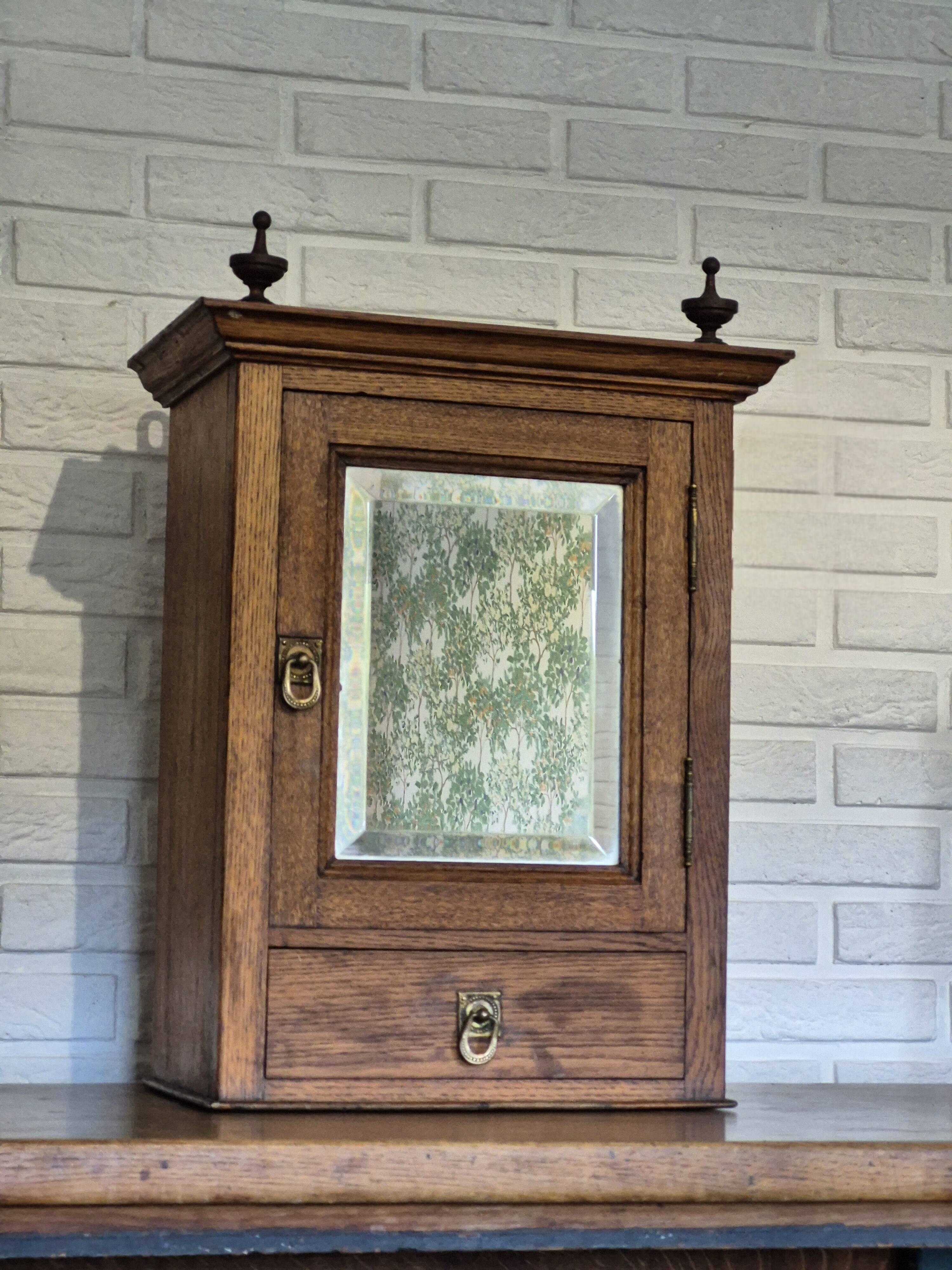 Armoire pharmacie murale