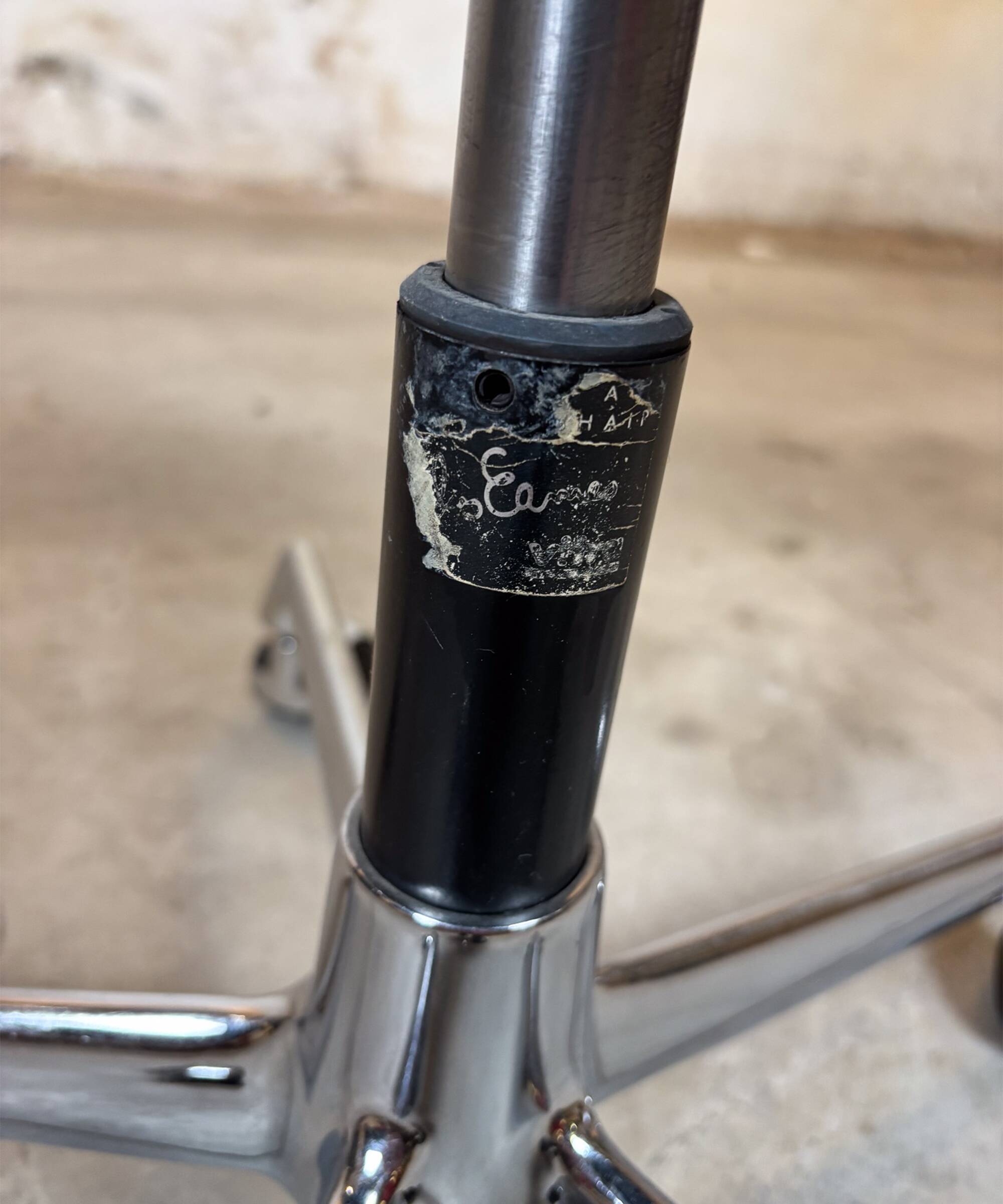 Vitra EA 119 Charles & Ray Eames, cuir et aluminium – noir – chaise de bure