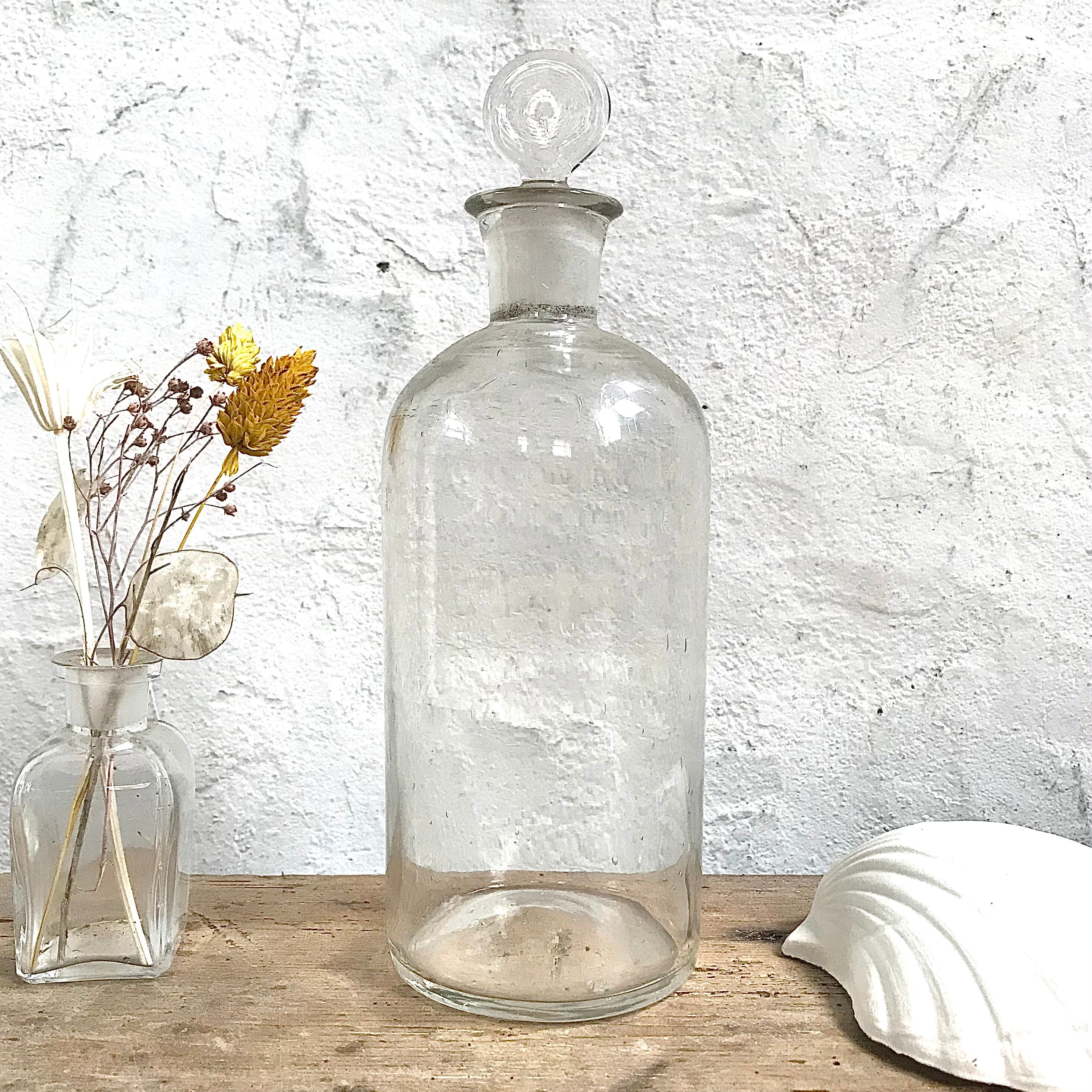 Apothecary bottle