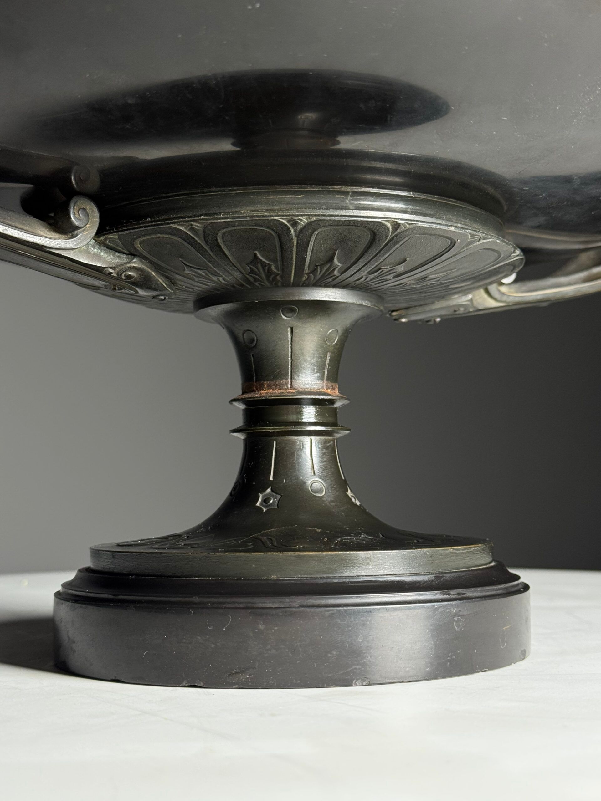 Tazza en bronze du 19ème siècle