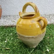 Yellow glazed terracotta jar, south-west of France.
